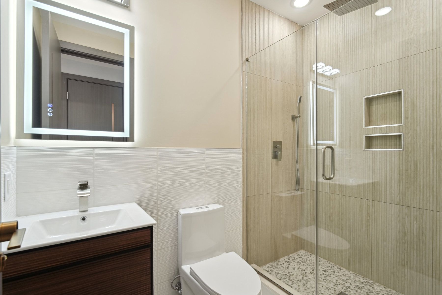 132 Sherman Pl Unit# Unit 1