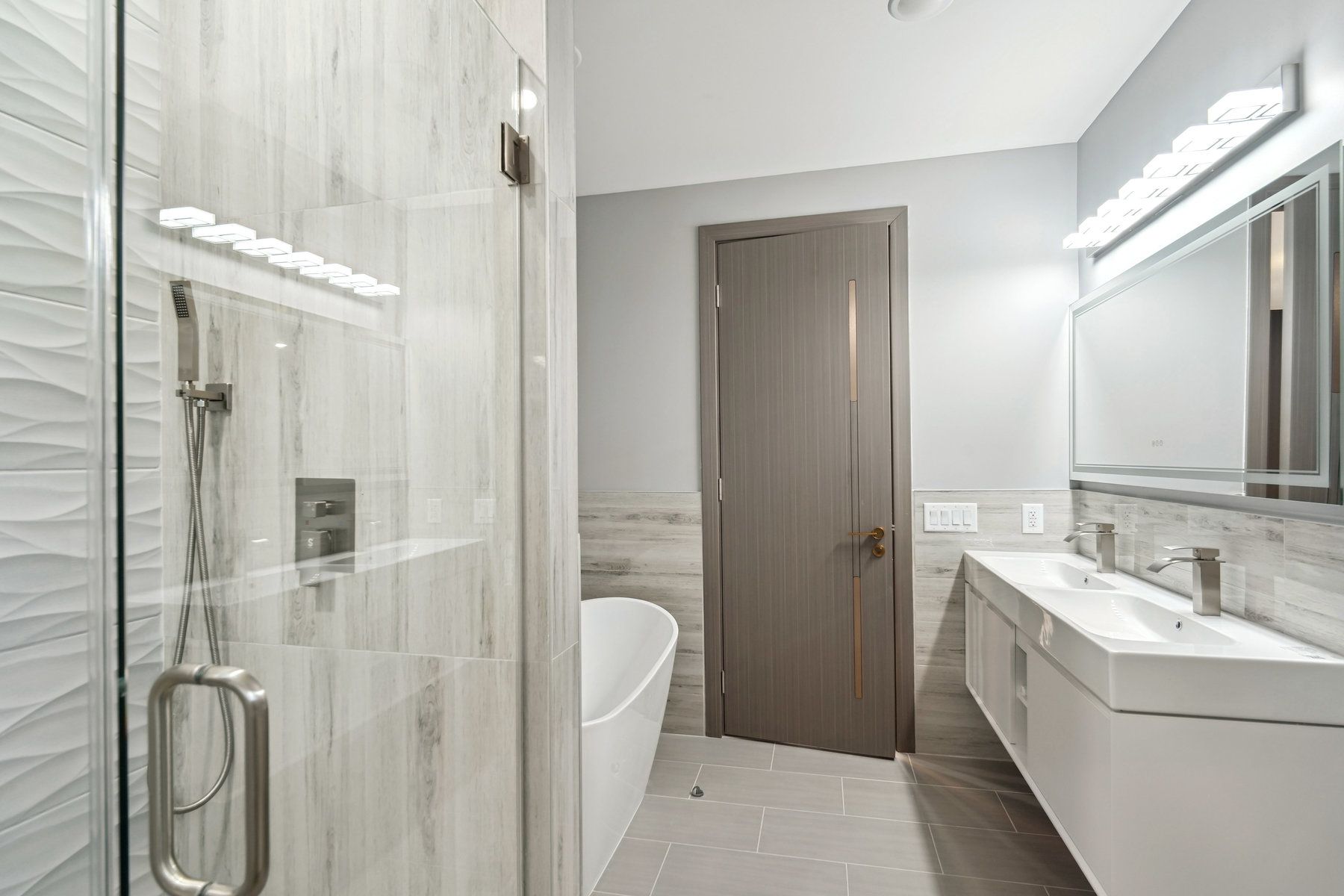 132 Sherman Pl Unit# Unit 1