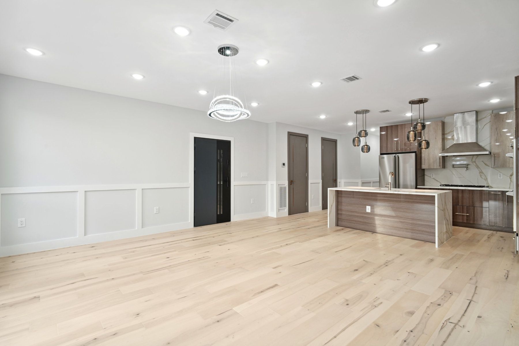 132 Sherman Pl Unit# Unit 1