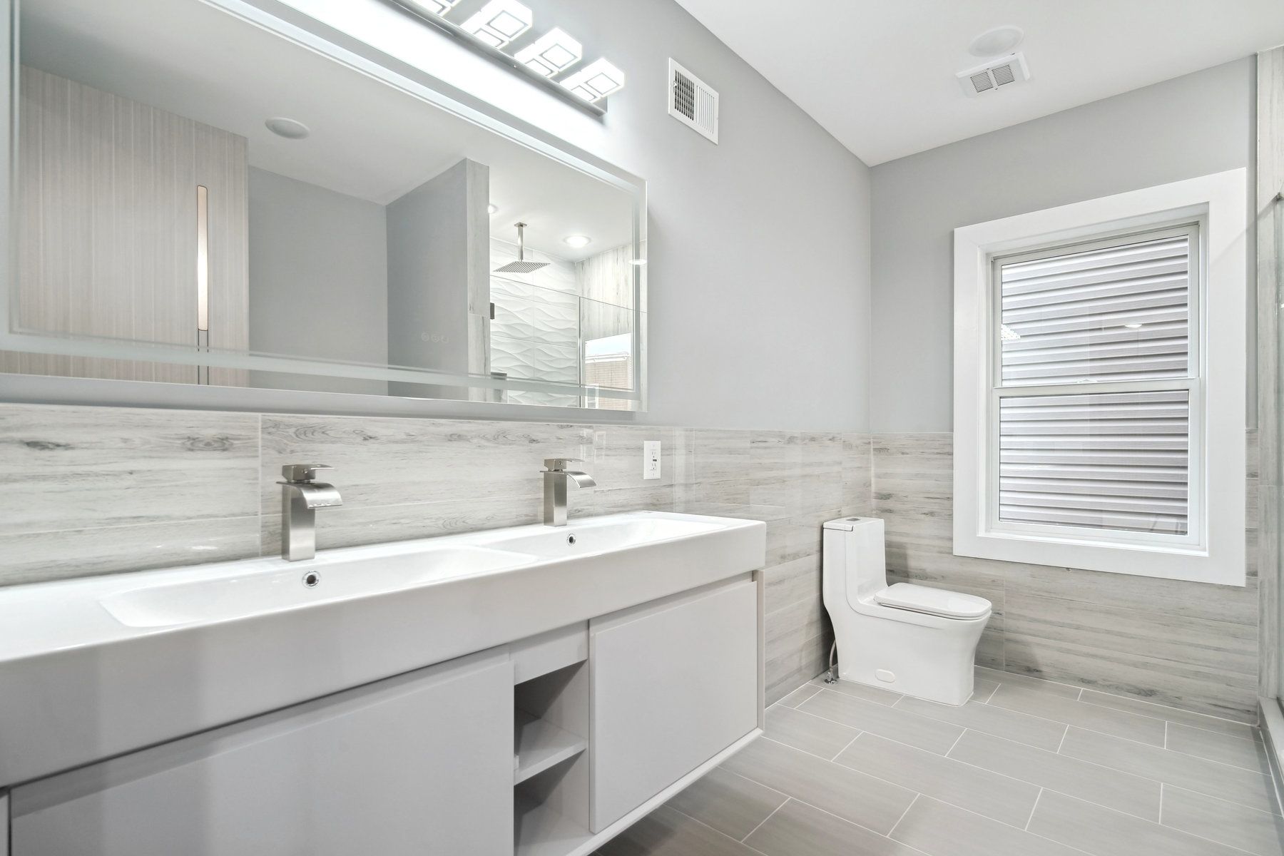 132 Sherman Pl Unit# Unit 2