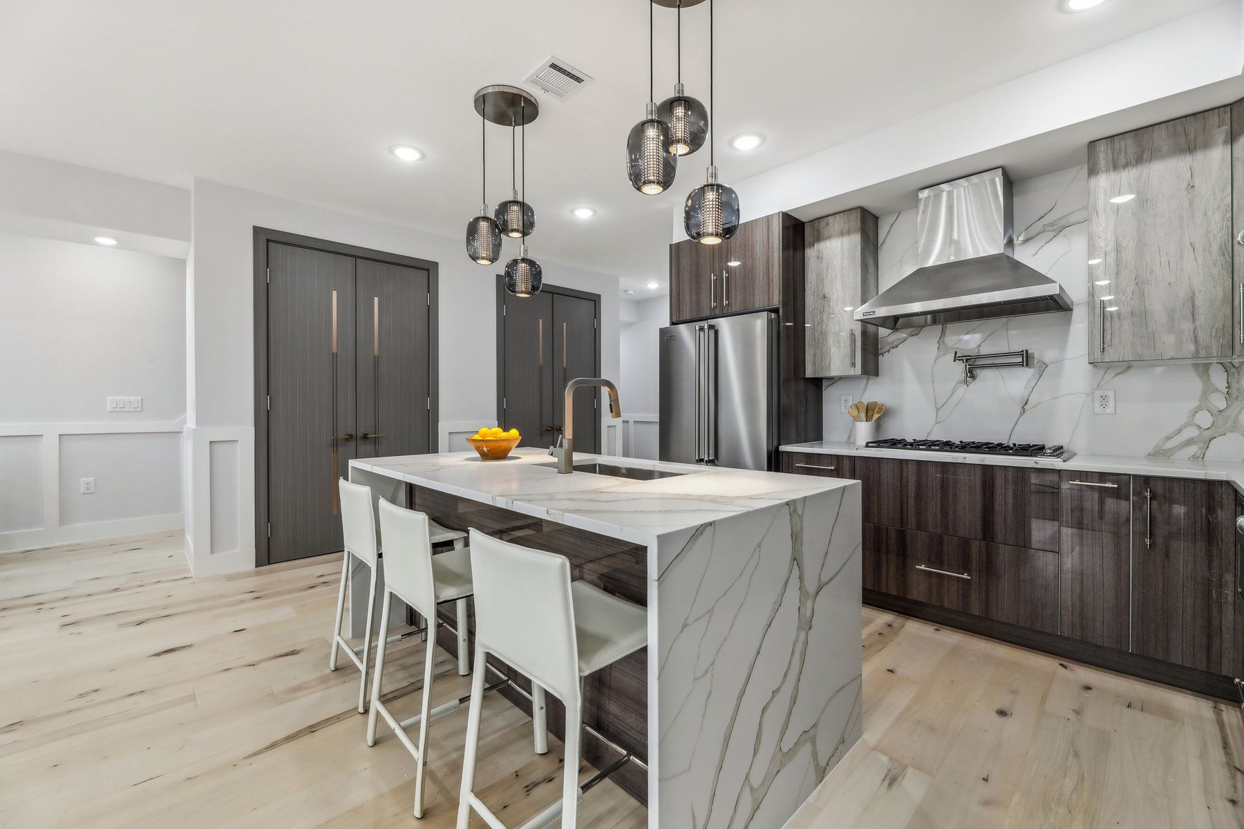 132 Sherman Pl Unit# Unit 2