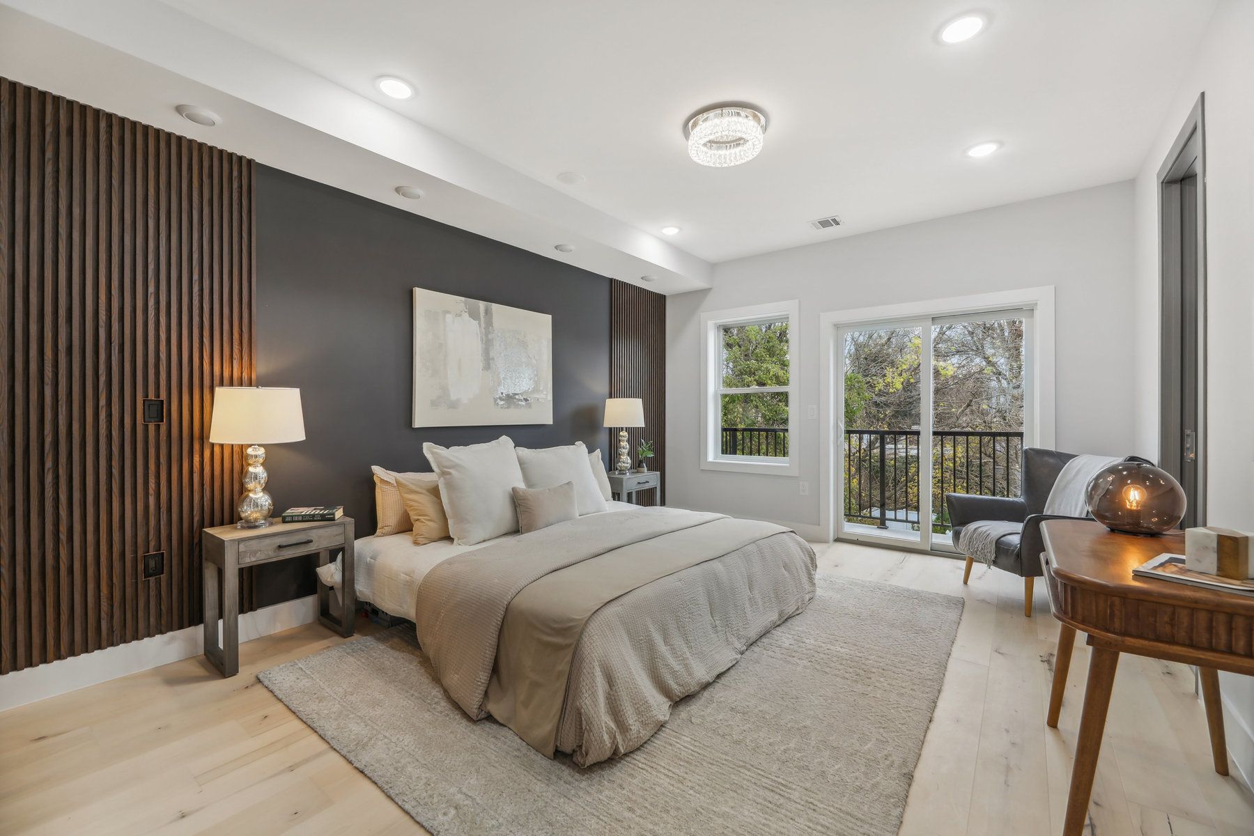 132 Sherman Pl Unit# Unit 2