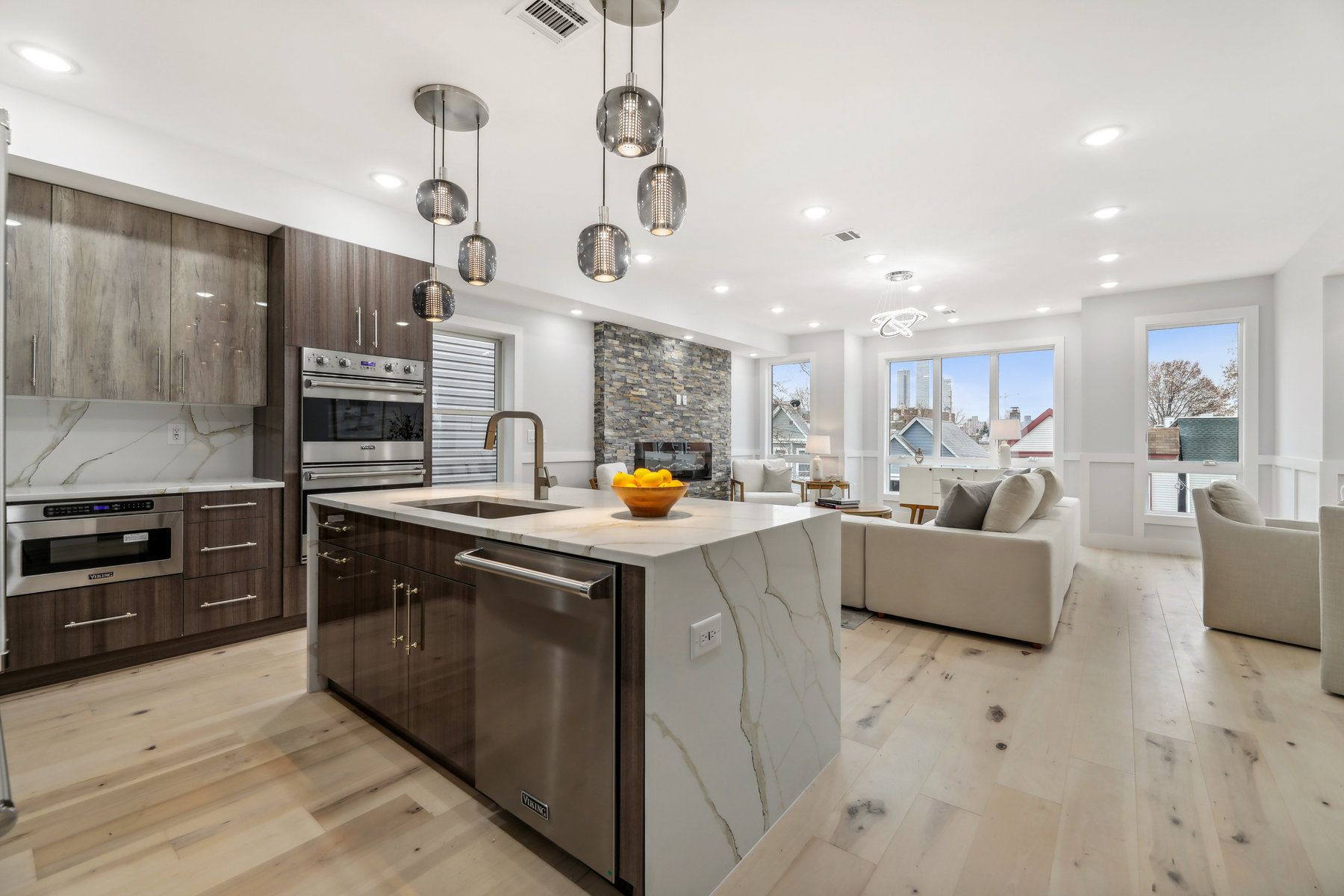 132 Sherman Pl Unit# Unit 2