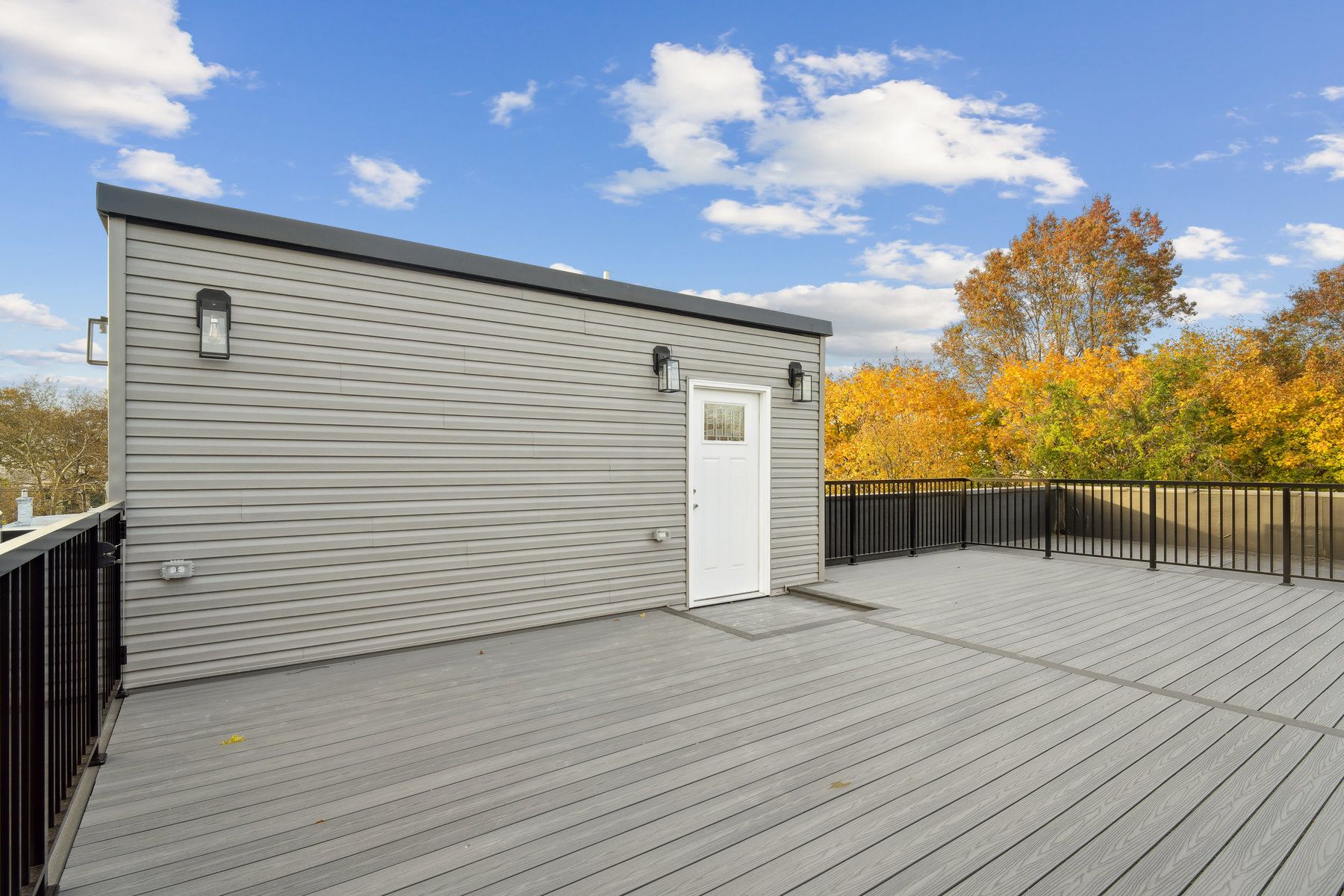 132 Sherman Pl Unit# Unit 2