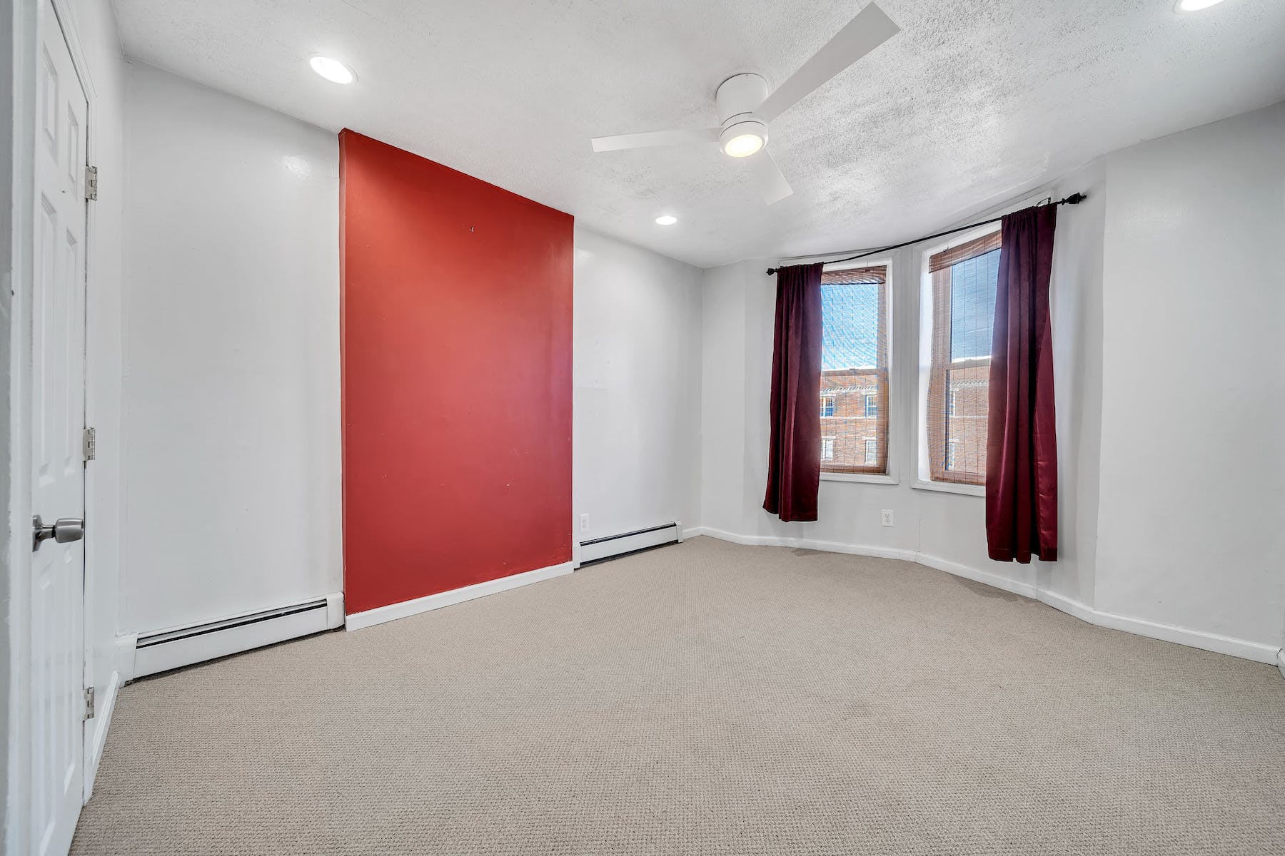 811 Montgomery St Unit# 3R