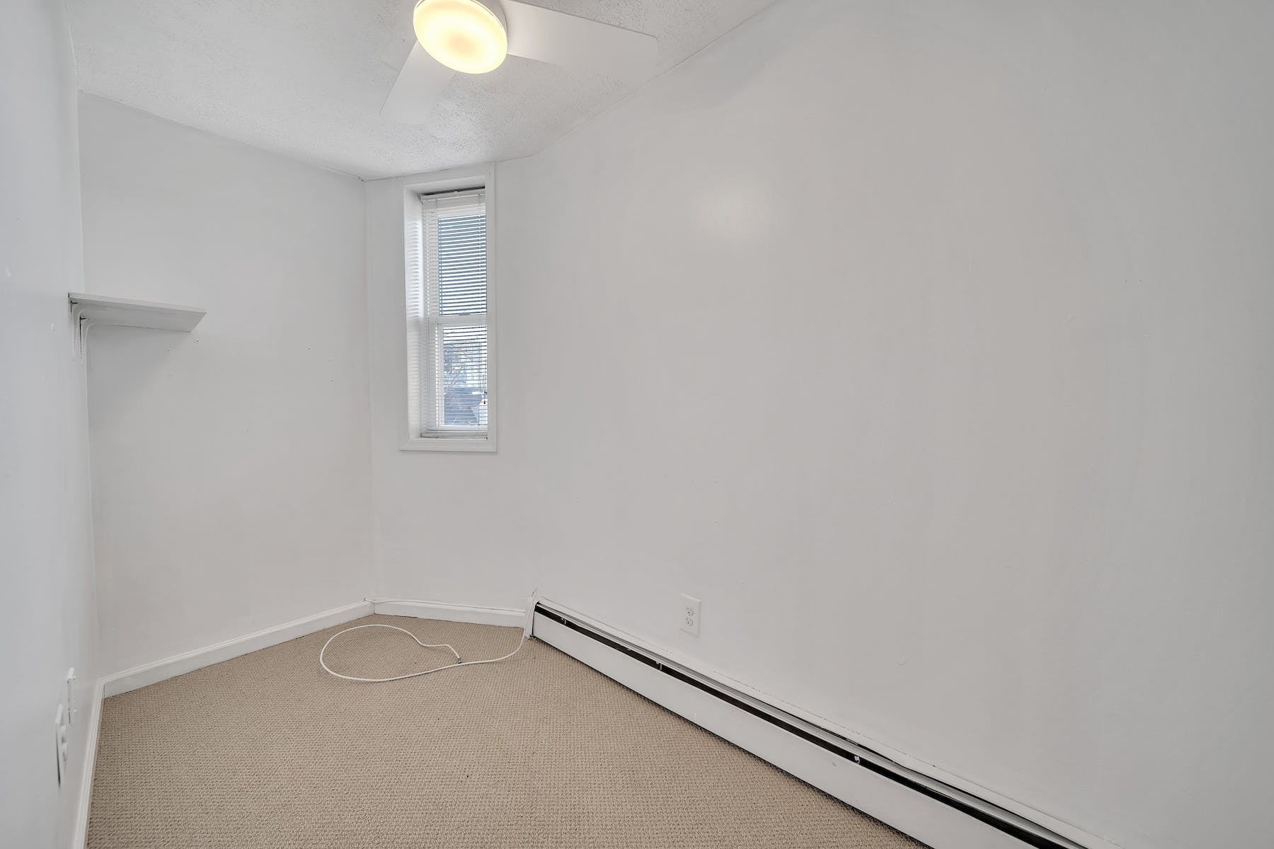811 Montgomery St Unit# 3R