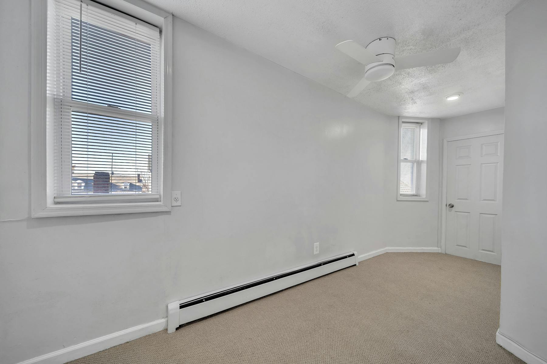 811 Montgomery St Unit# 3R