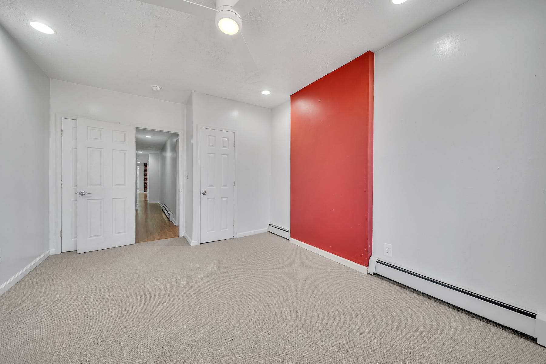 811 Montgomery St Unit# 3R
