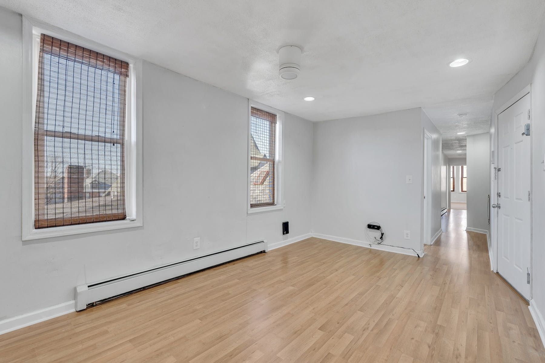 811 Montgomery St Unit# 3R
