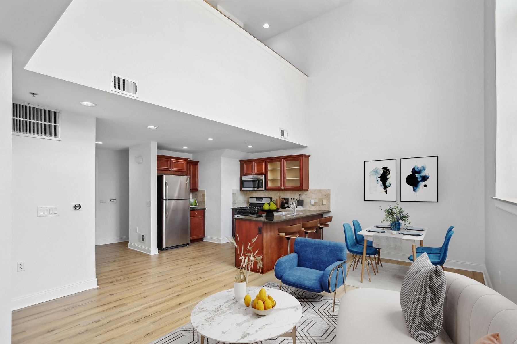 769 Montgomery St Unit# 218