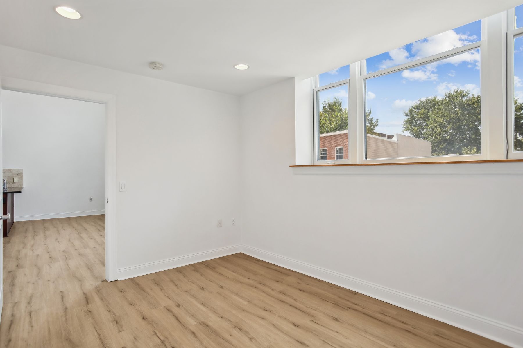 769 Montgomery St Unit# 218