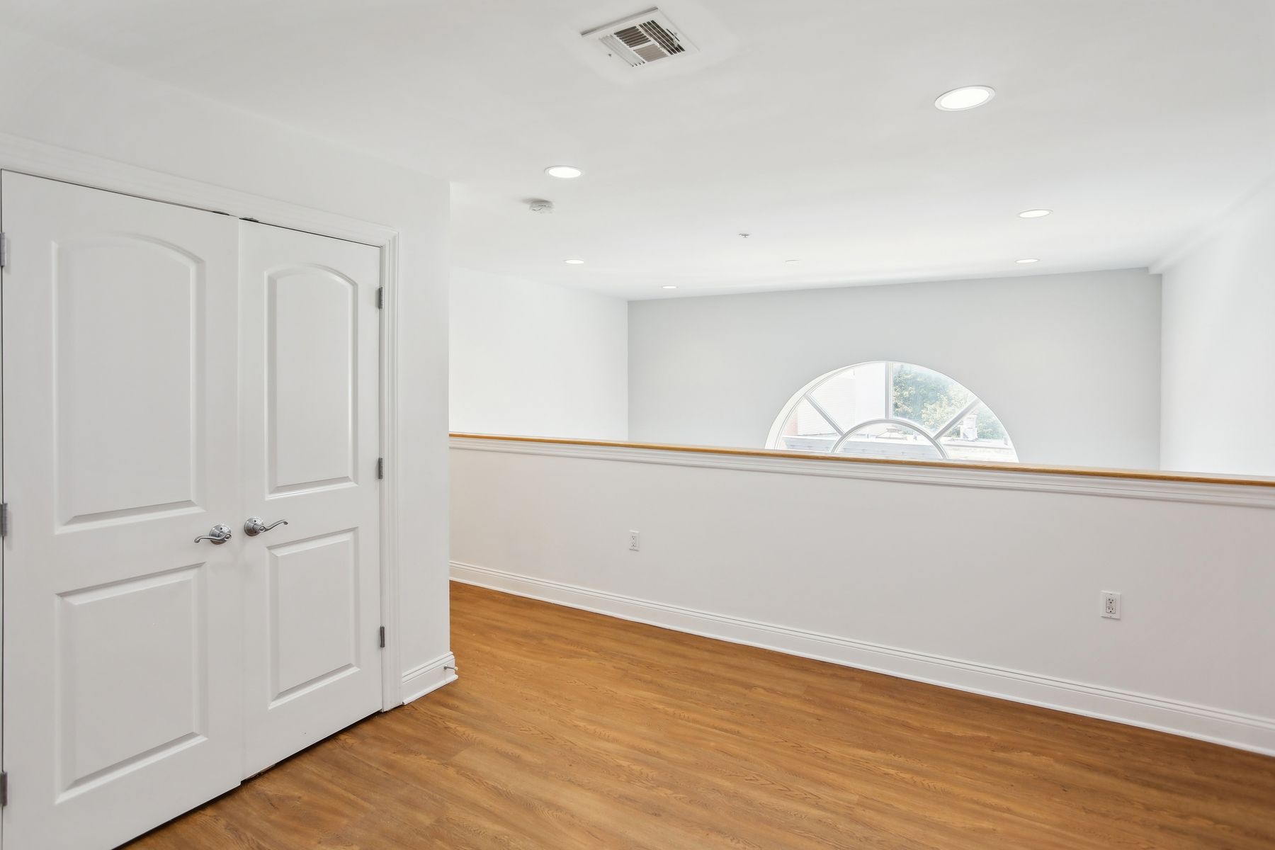 769 Montgomery St Unit# 218