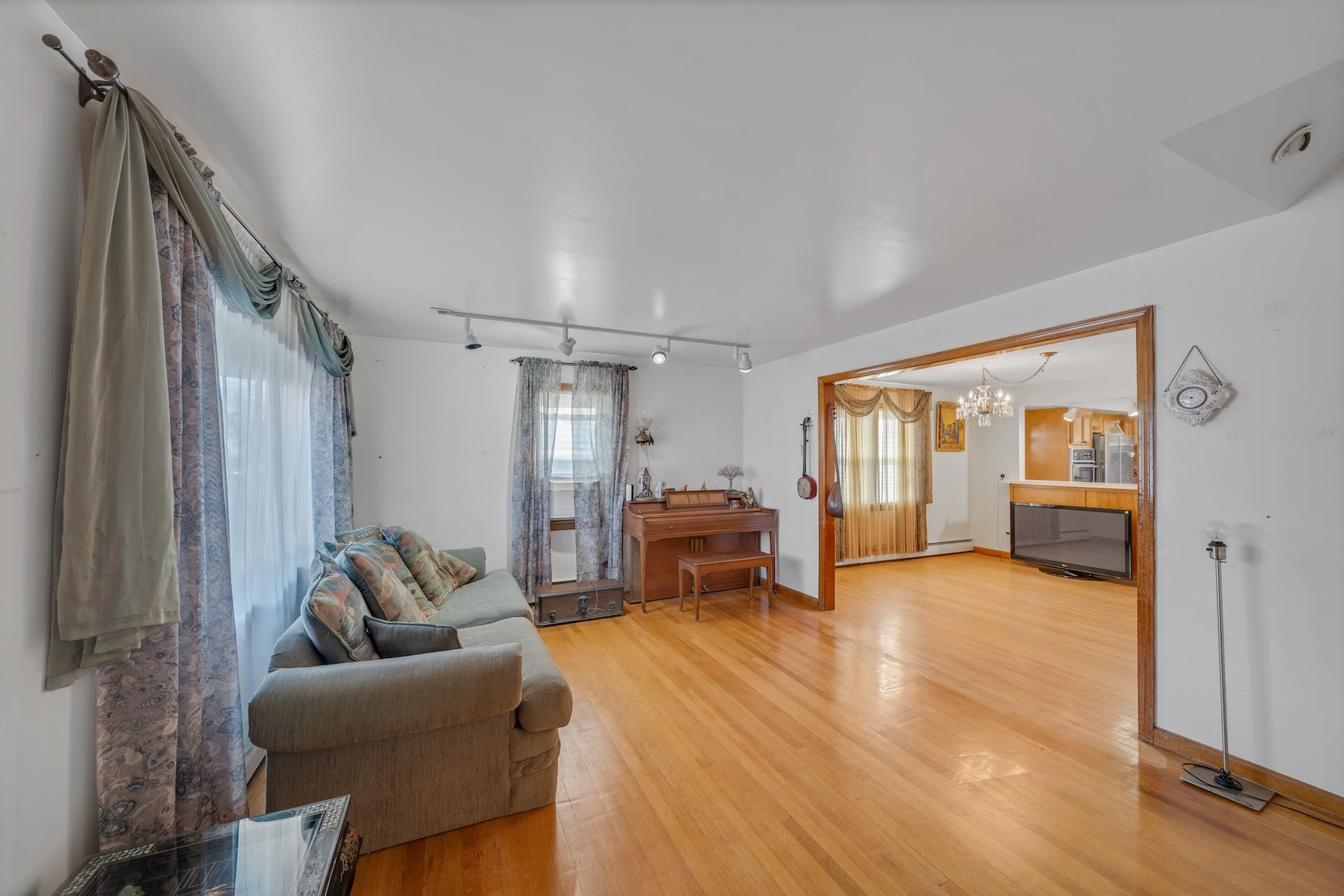 344 New York Ave