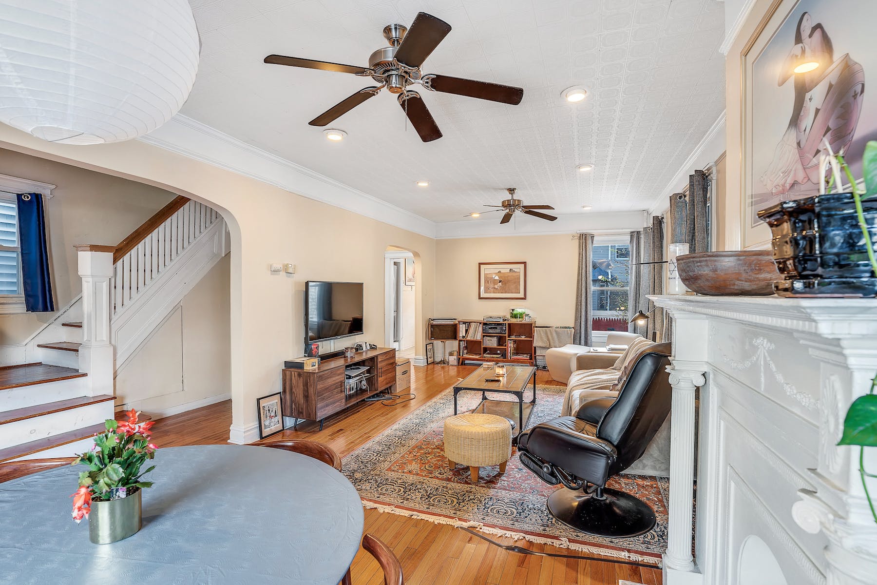 155 Jewett Ave 