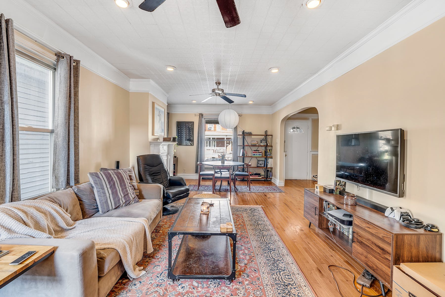 155 Jewett Ave 