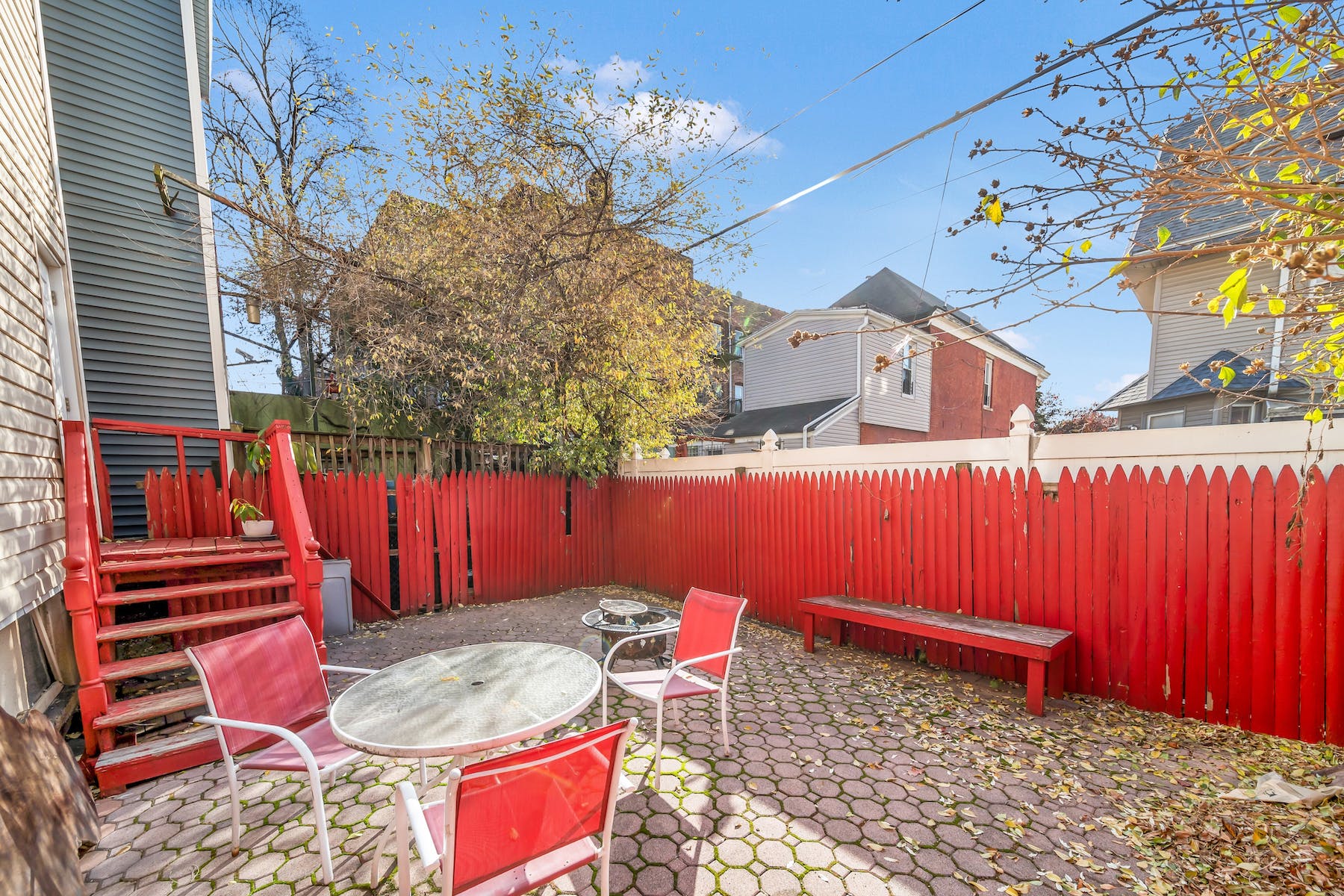 155 Jewett Ave 