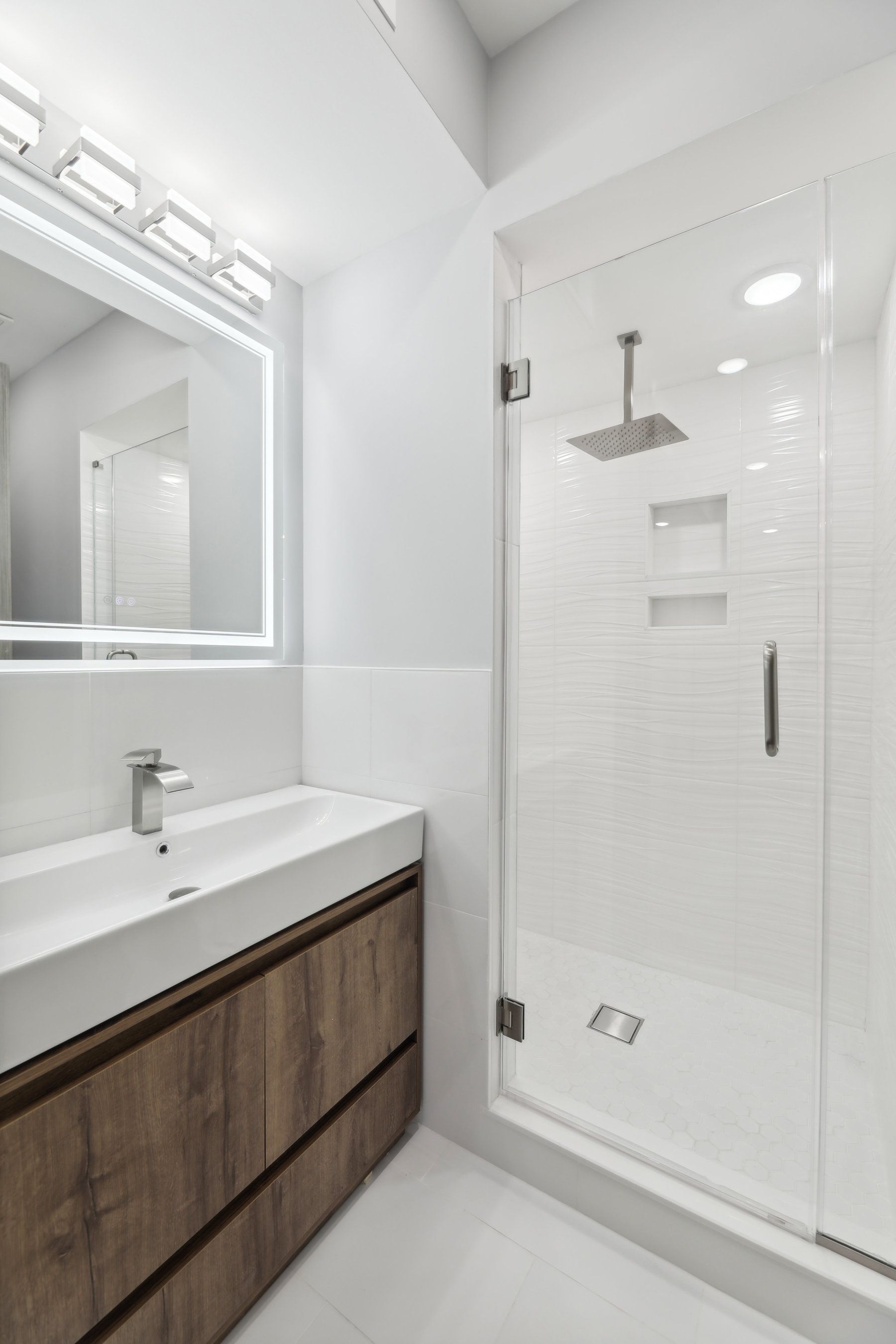 130 Sherman Pl Unit# 1