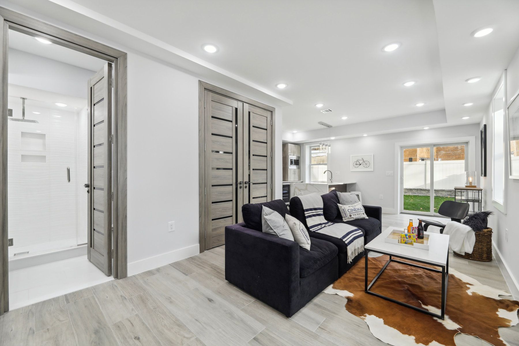 130 Sherman Pl Unit# 1
