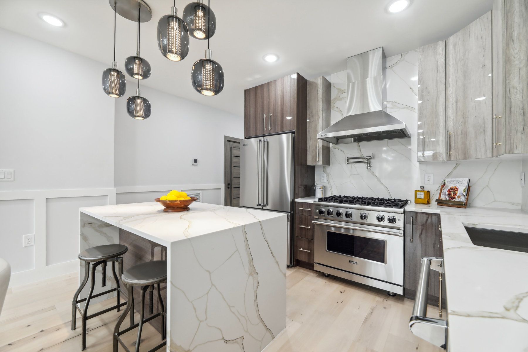 130 Sherman Pl Unit# 1