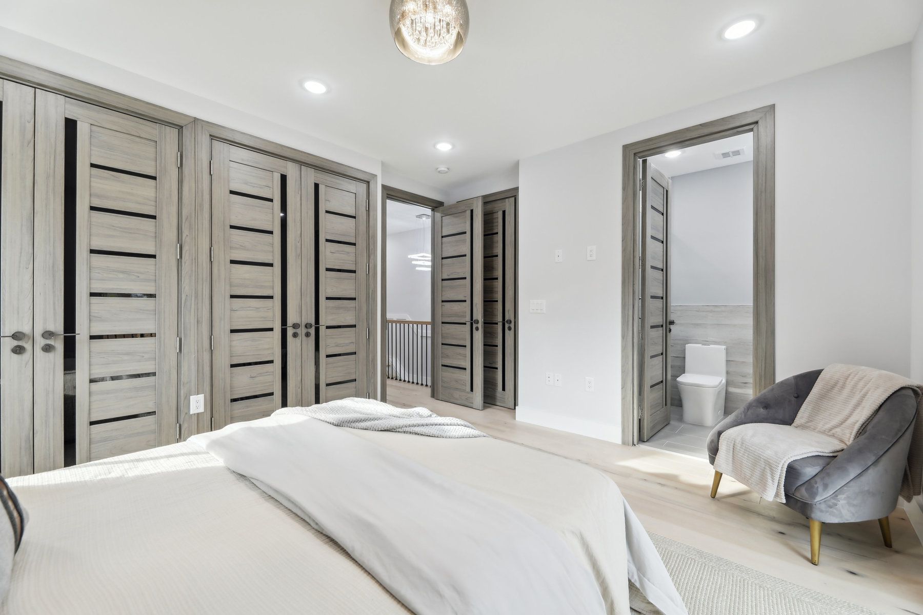 130 Sherman Pl Unit# 1
