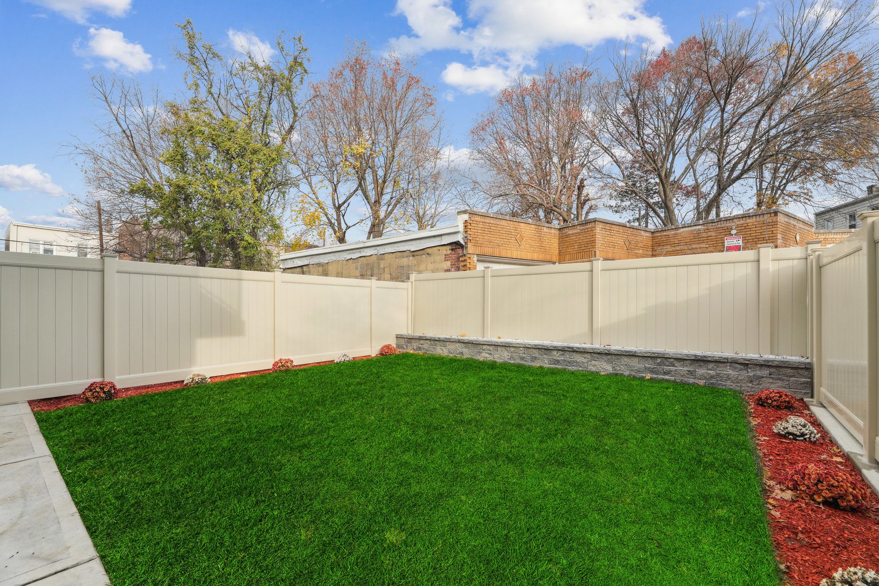 130 Sherman Pl Unit# 1