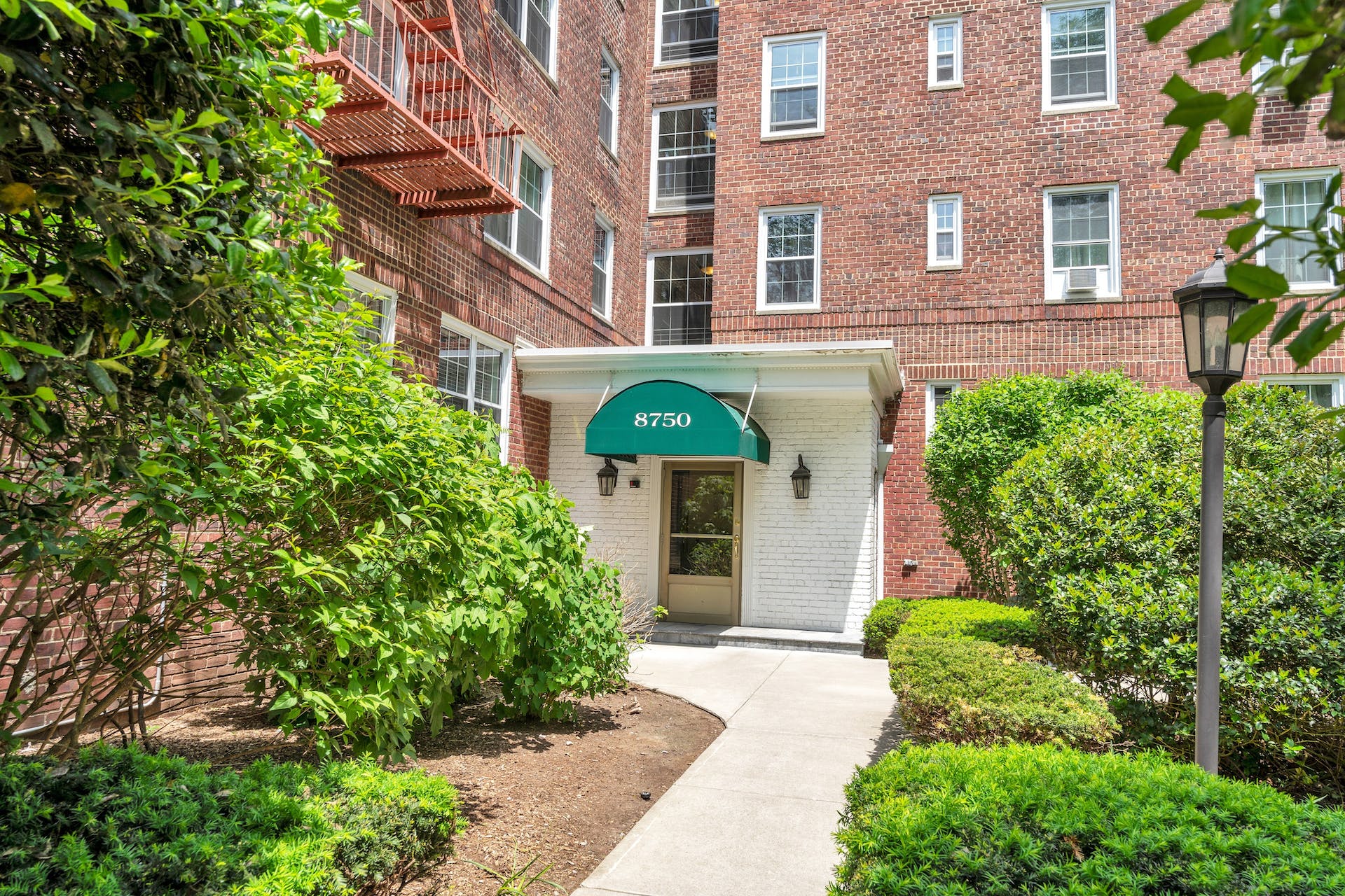 8750 Blvd East Unit# 4D