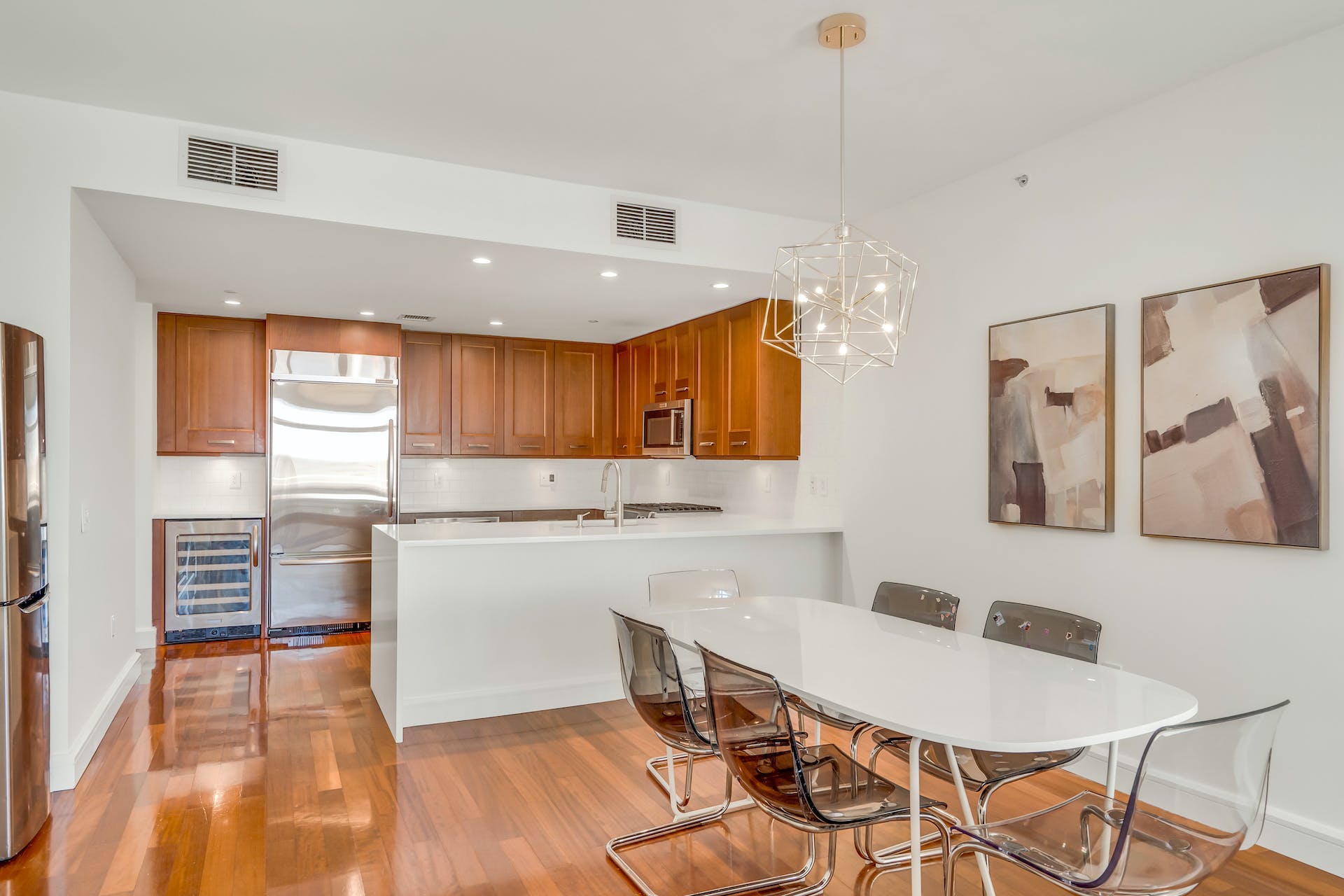 8100 River Road, #501