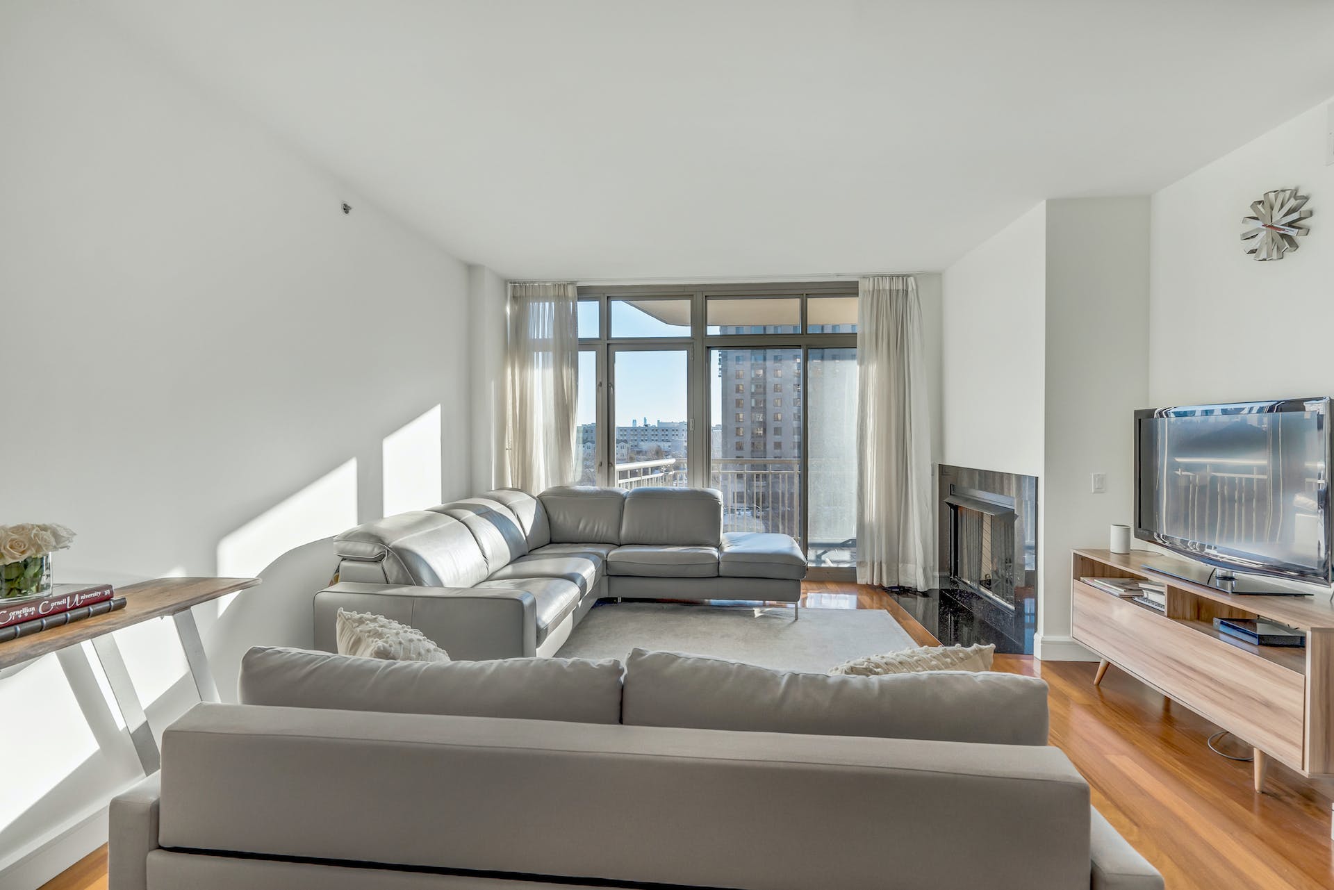 8100 River Road, #501
