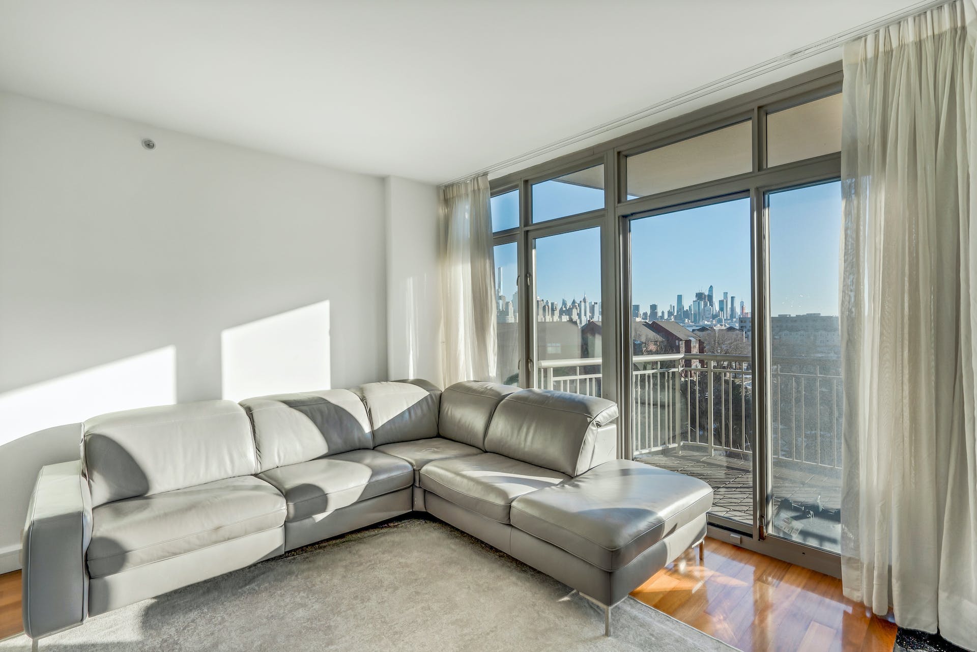 8100 River Road, #501