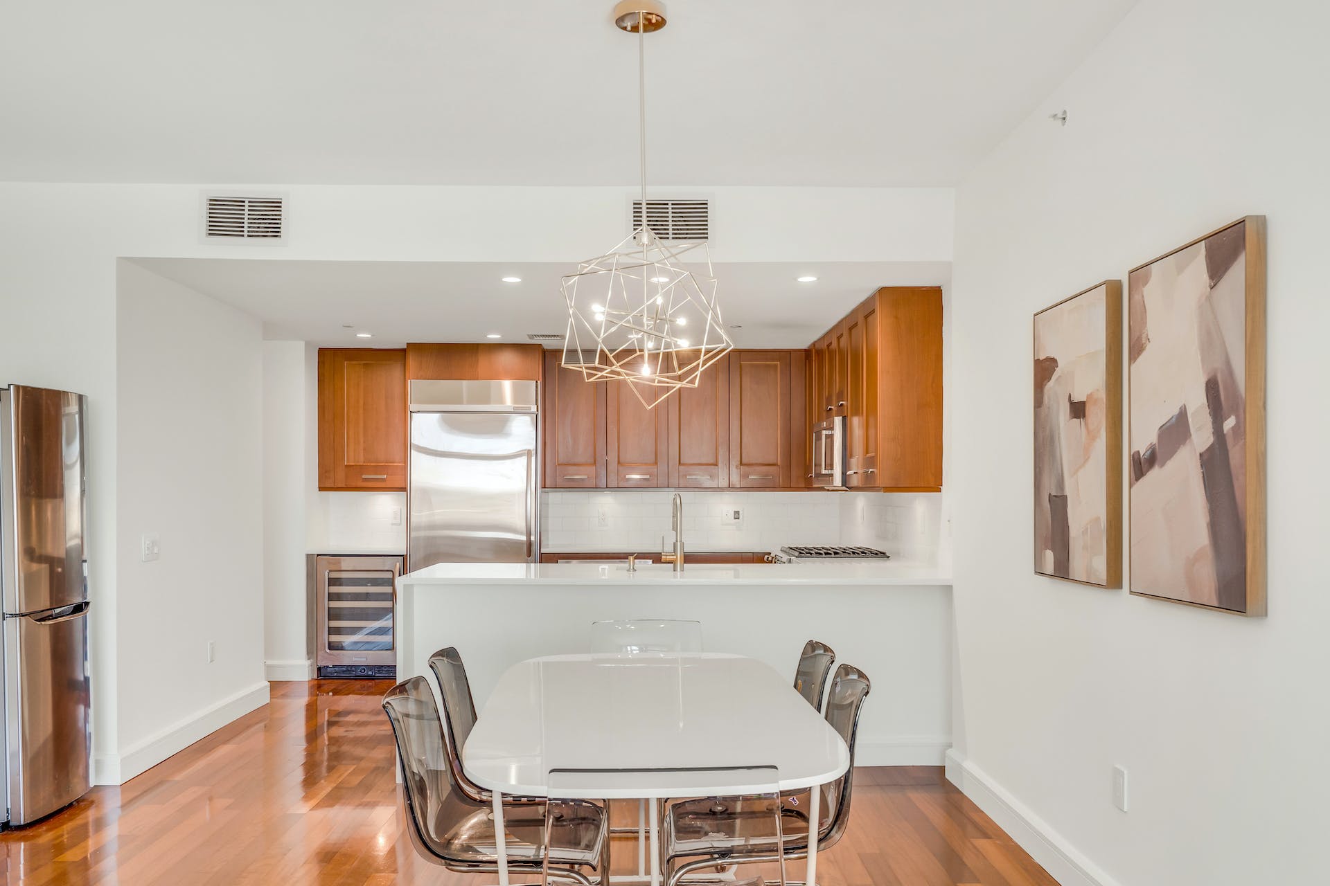 8100 River Road, #501