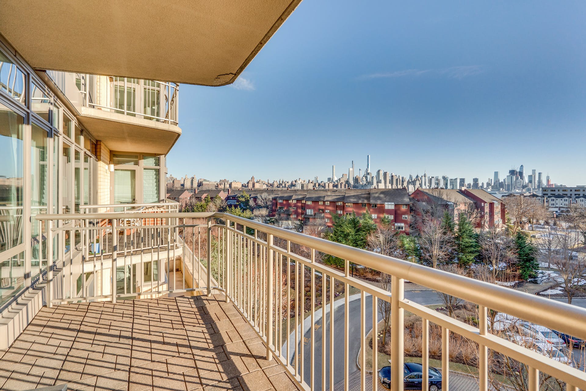8100 River Road, #501