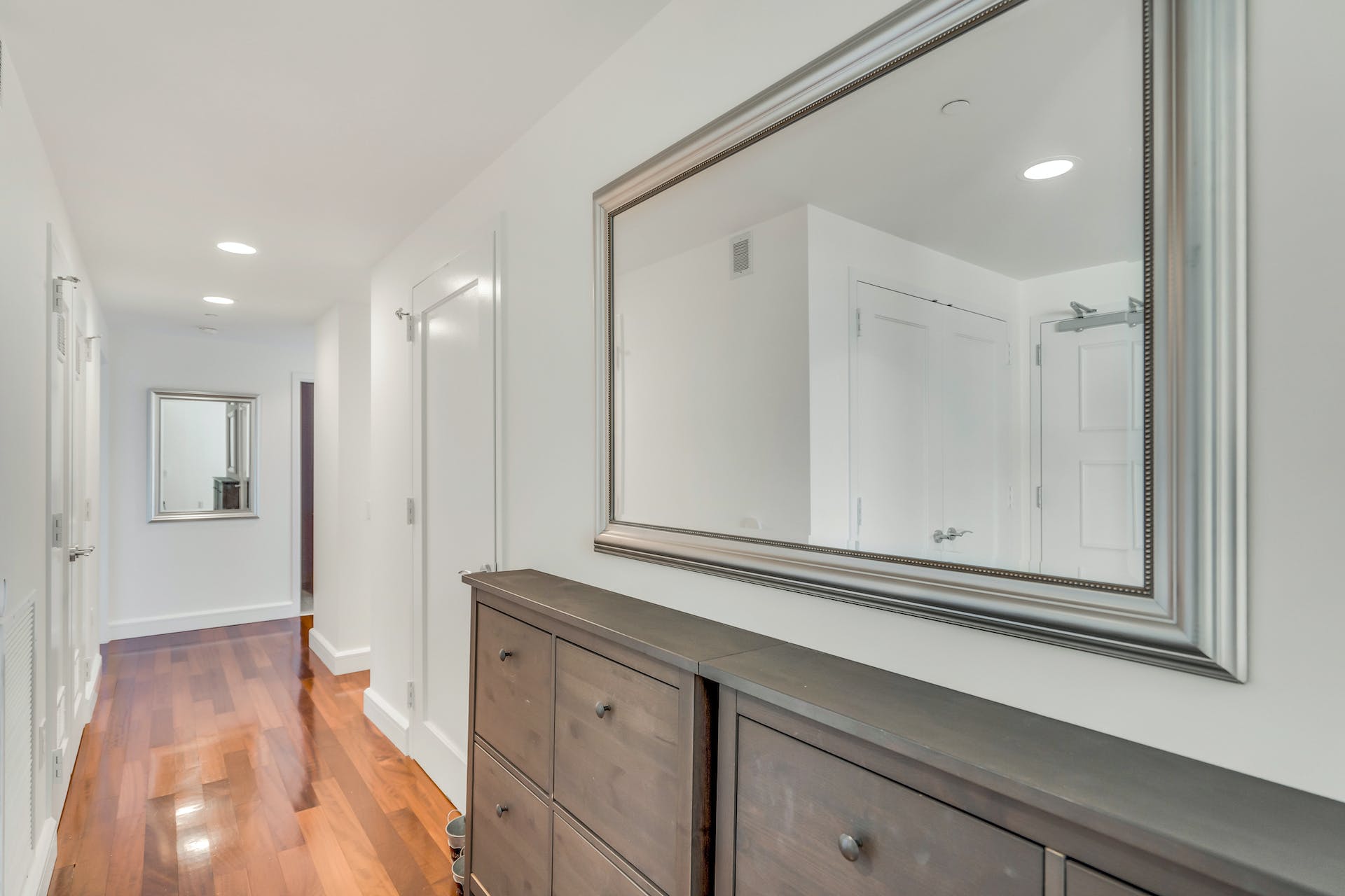 8100 River Road, #501