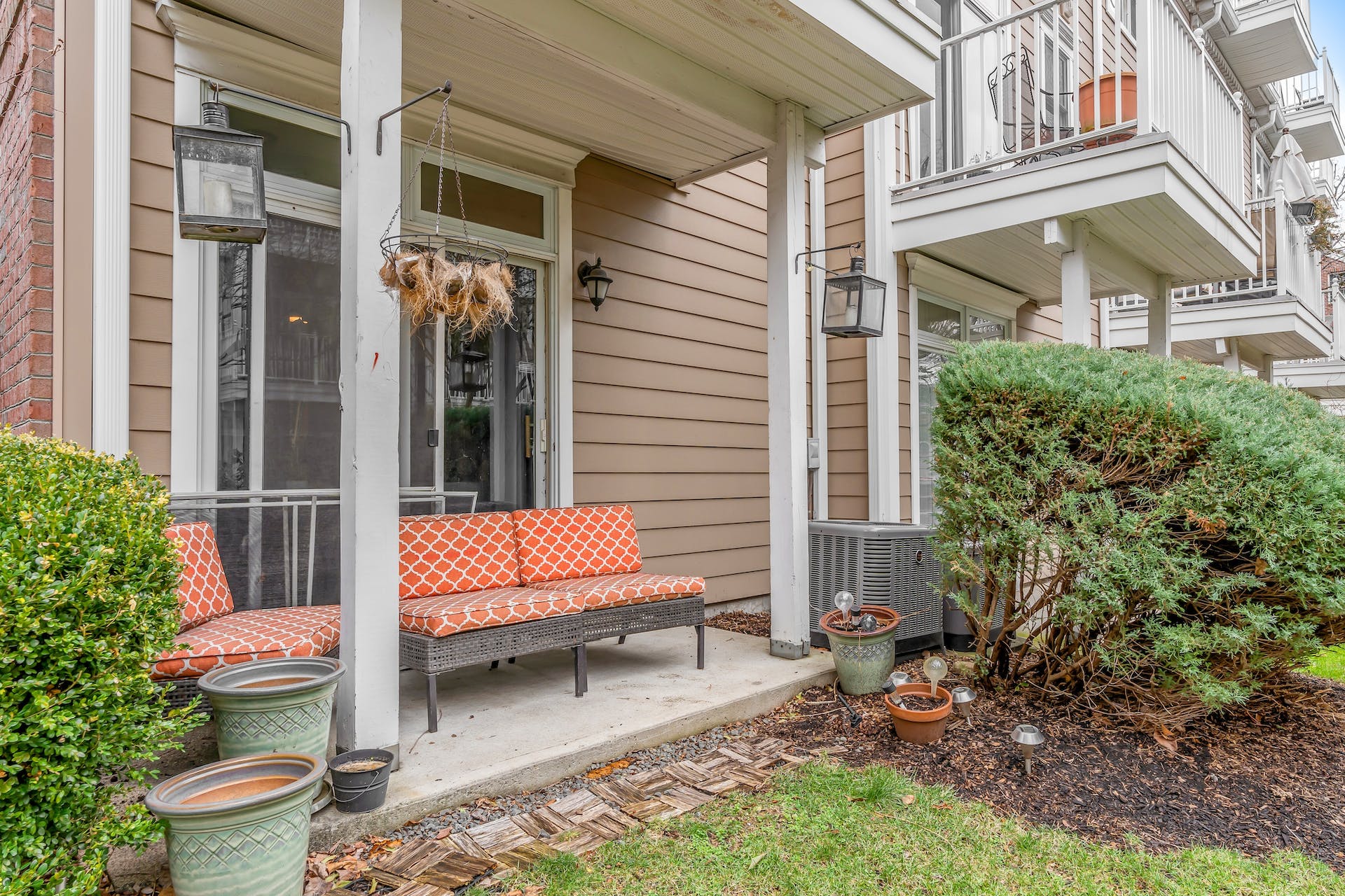 232 Price Court