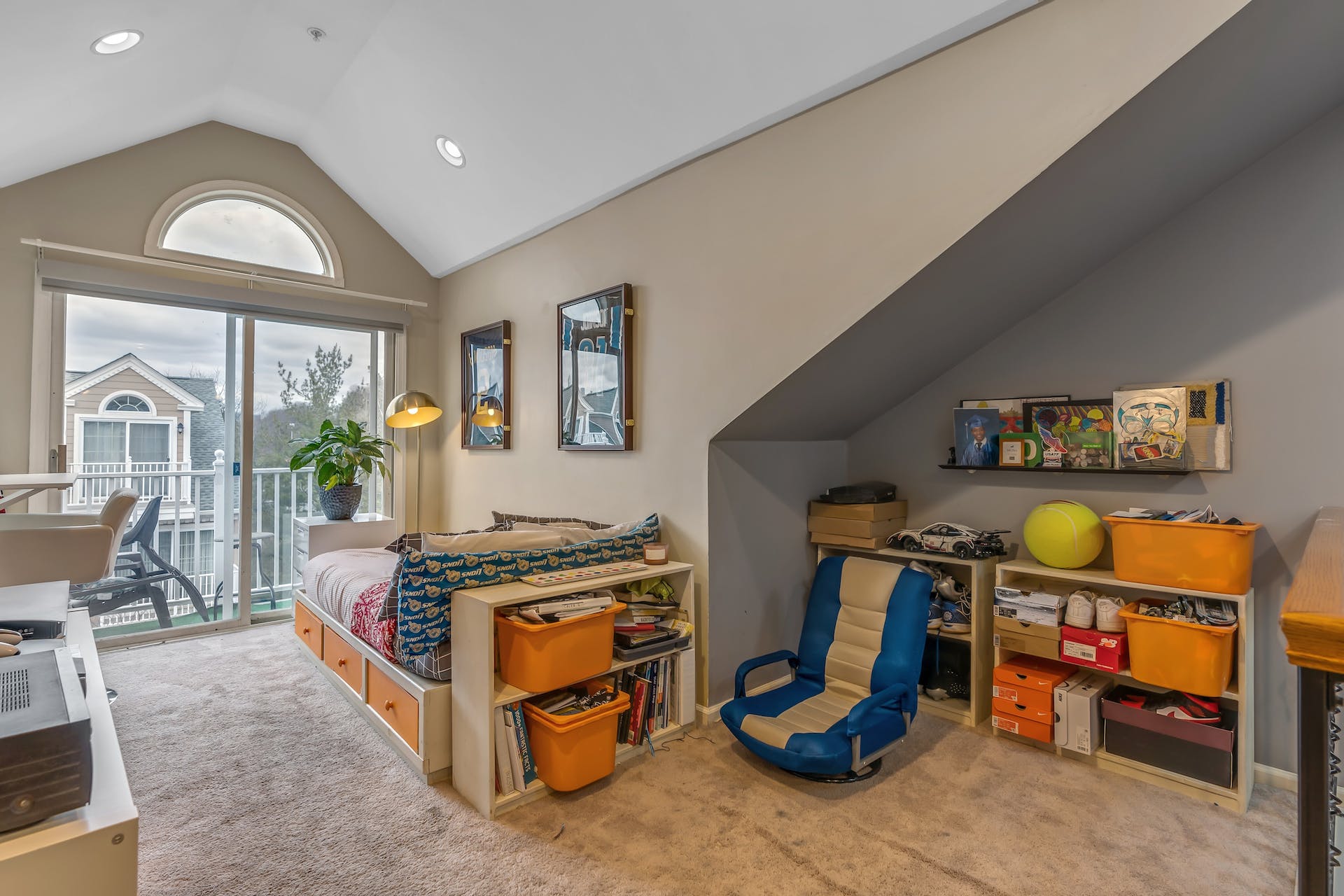 232 Price Court