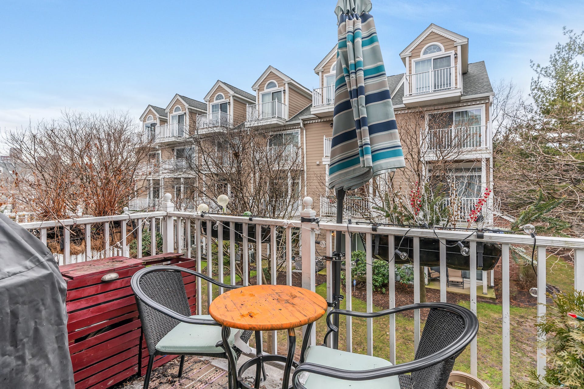 232 Price Court