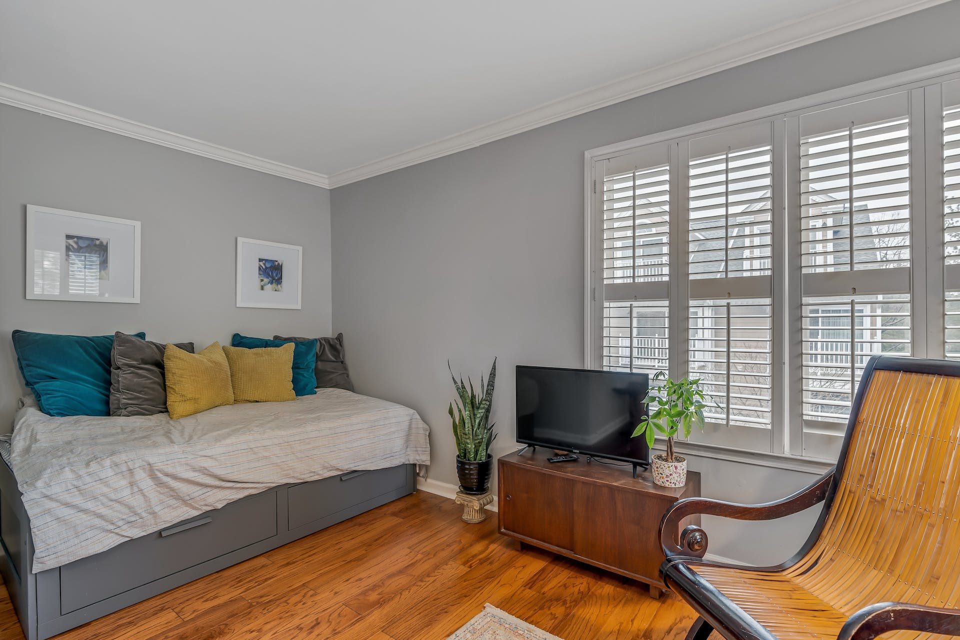 232 Price Court