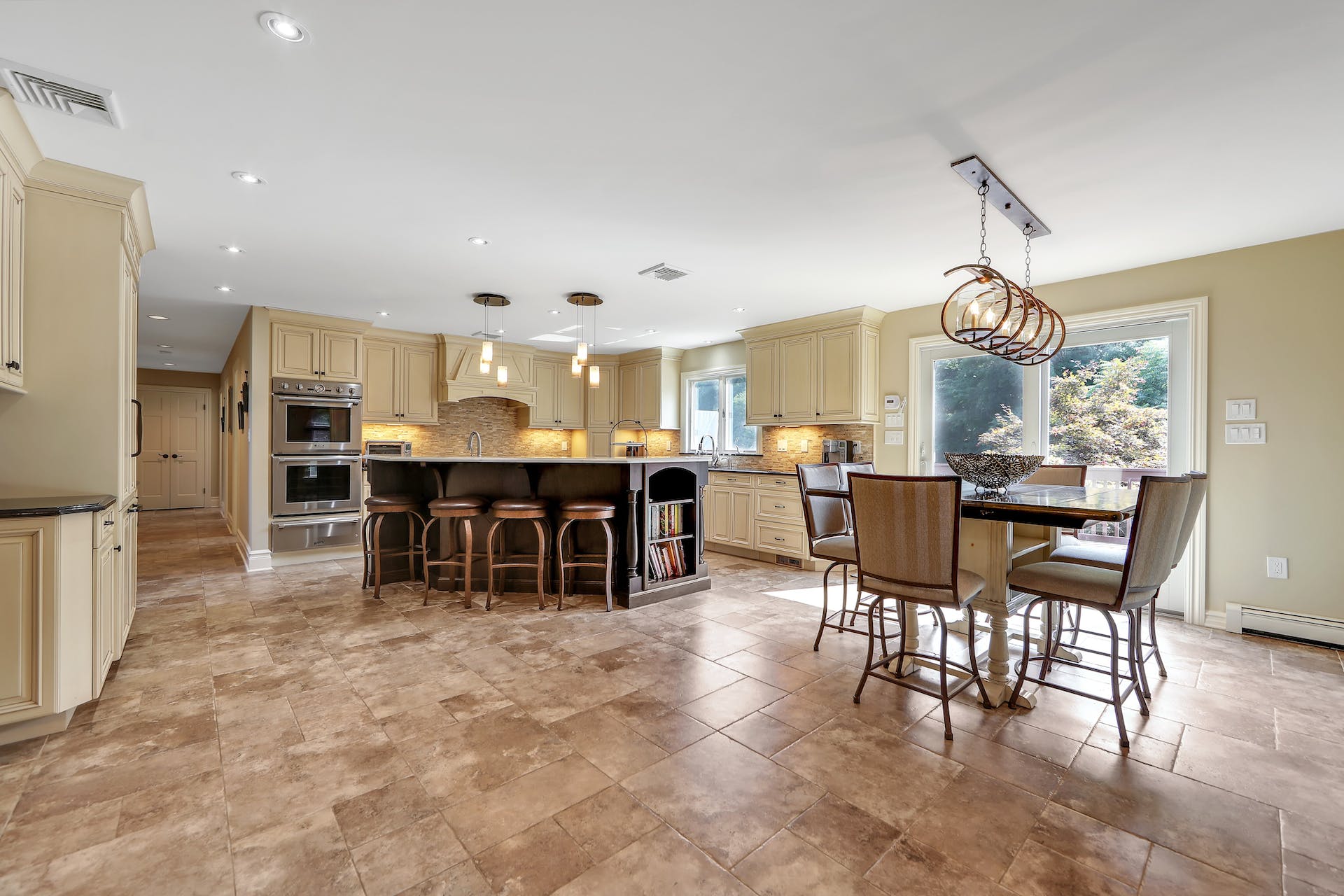 1096 Franklin Lake Road