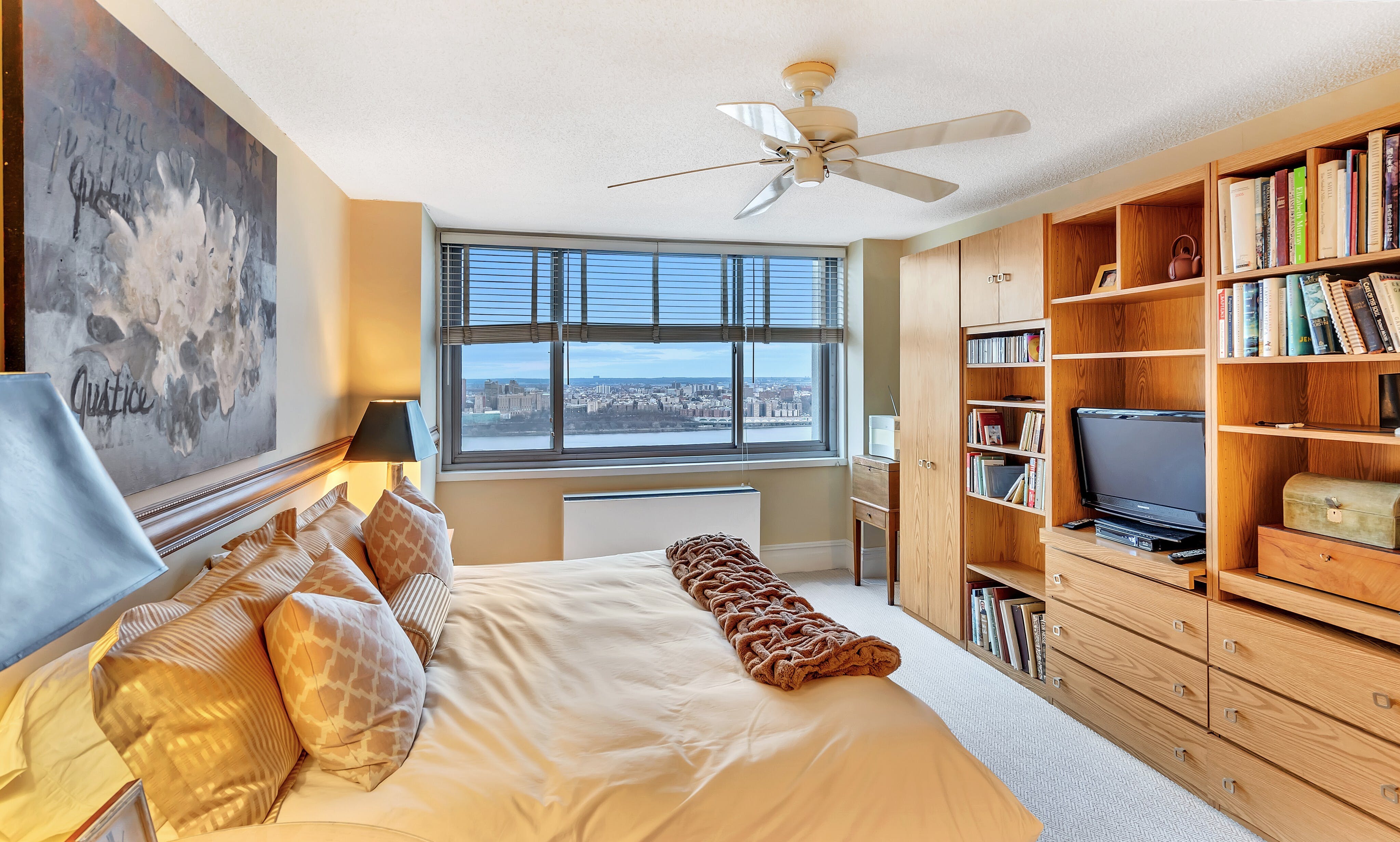 1600 Parker Avenue, #26G