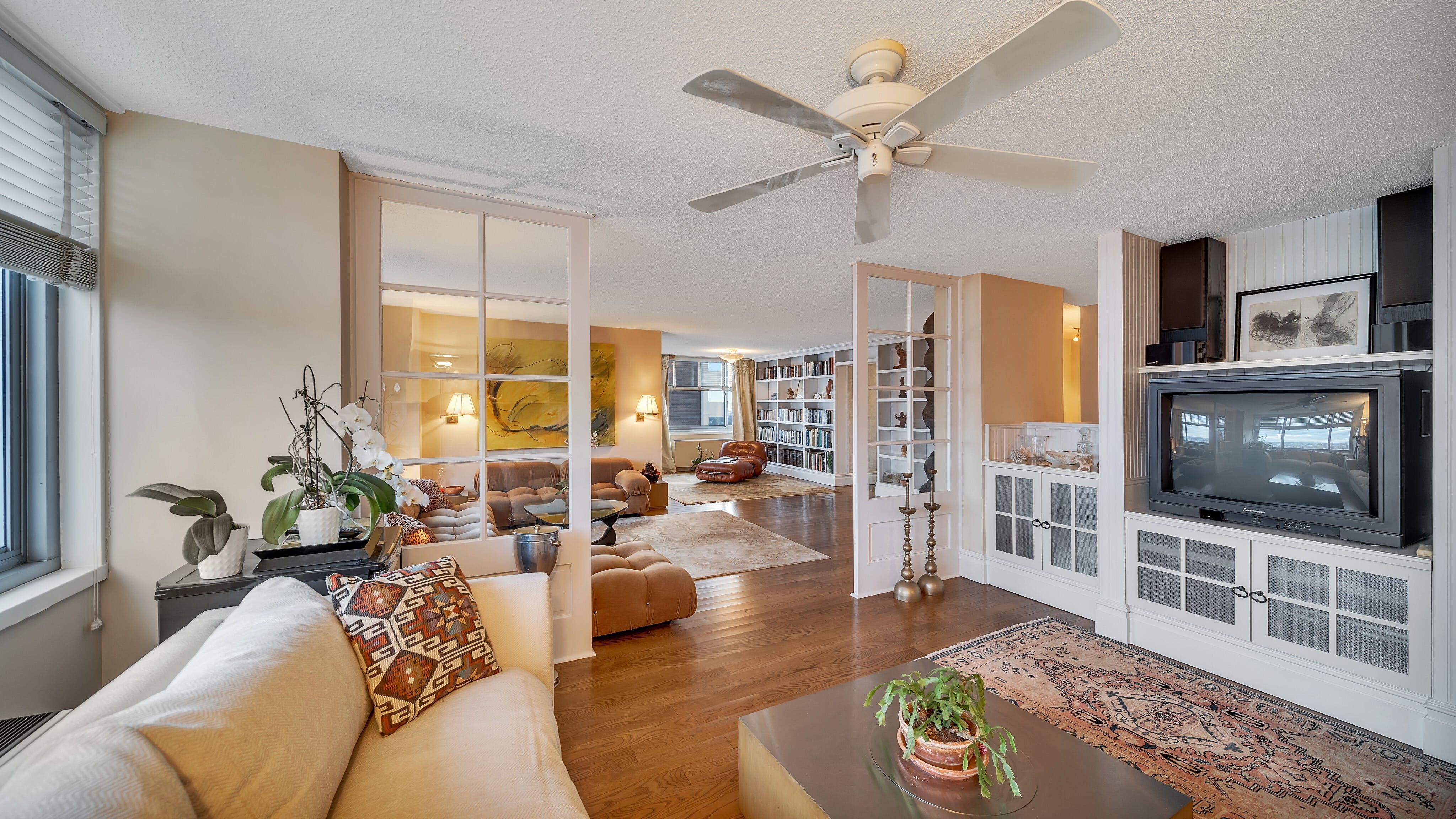 1600 Parker Avenue, #26G