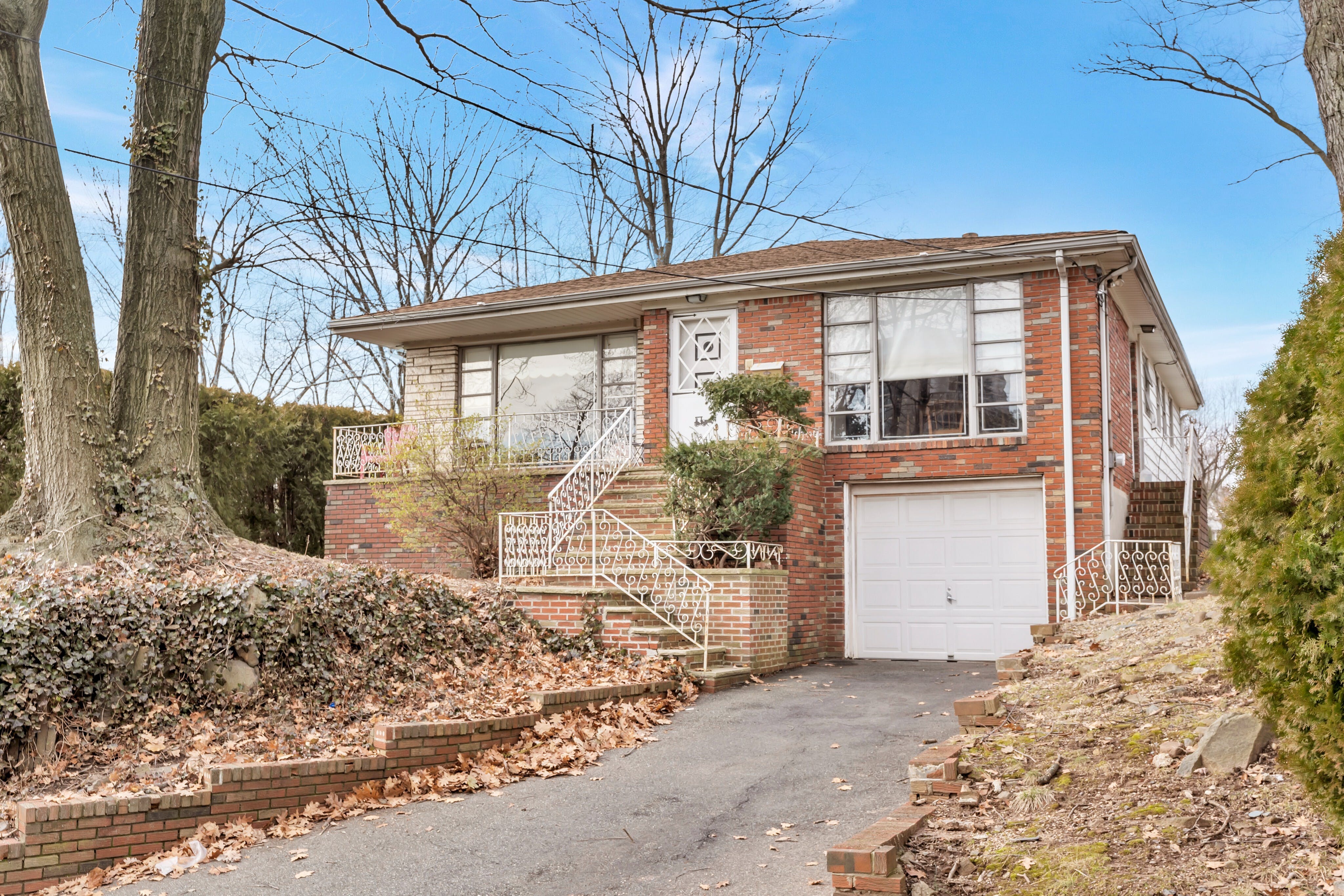 1347 Oleri Terrace 