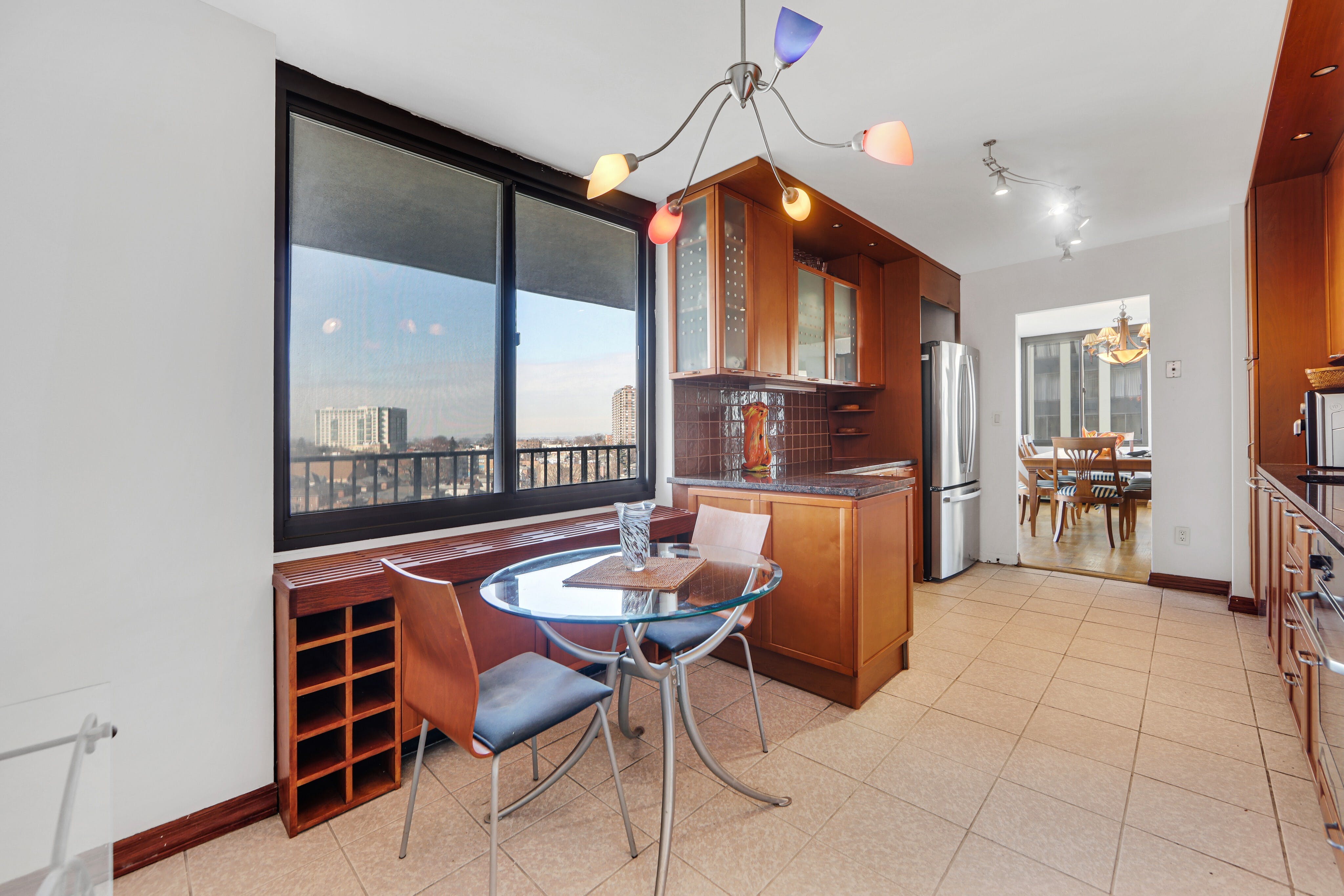 200 Winston Dr 903