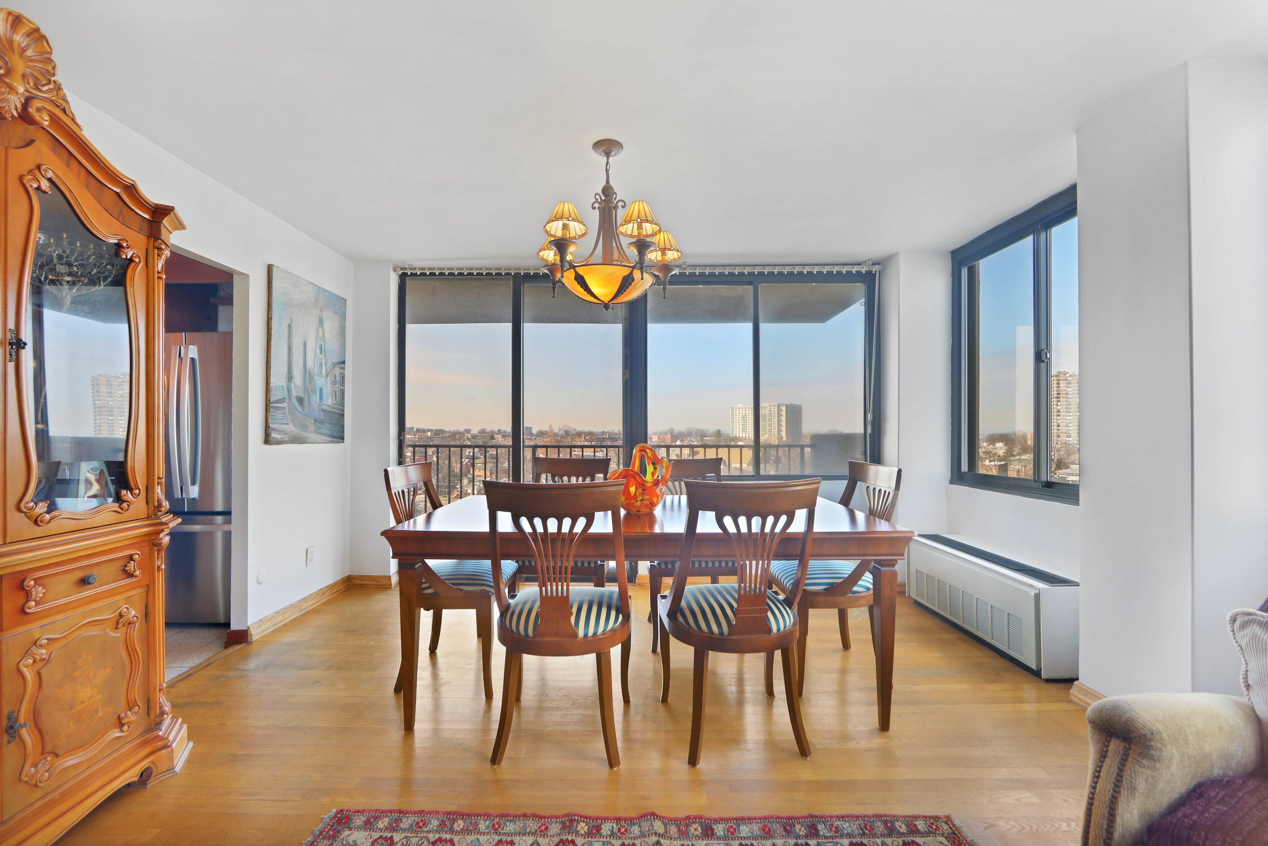 200 Winston Dr 903