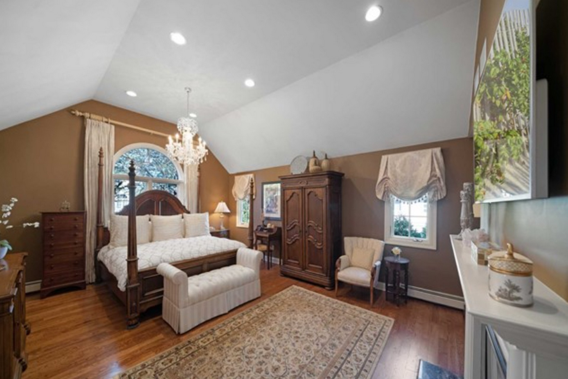 30 Egan Place 