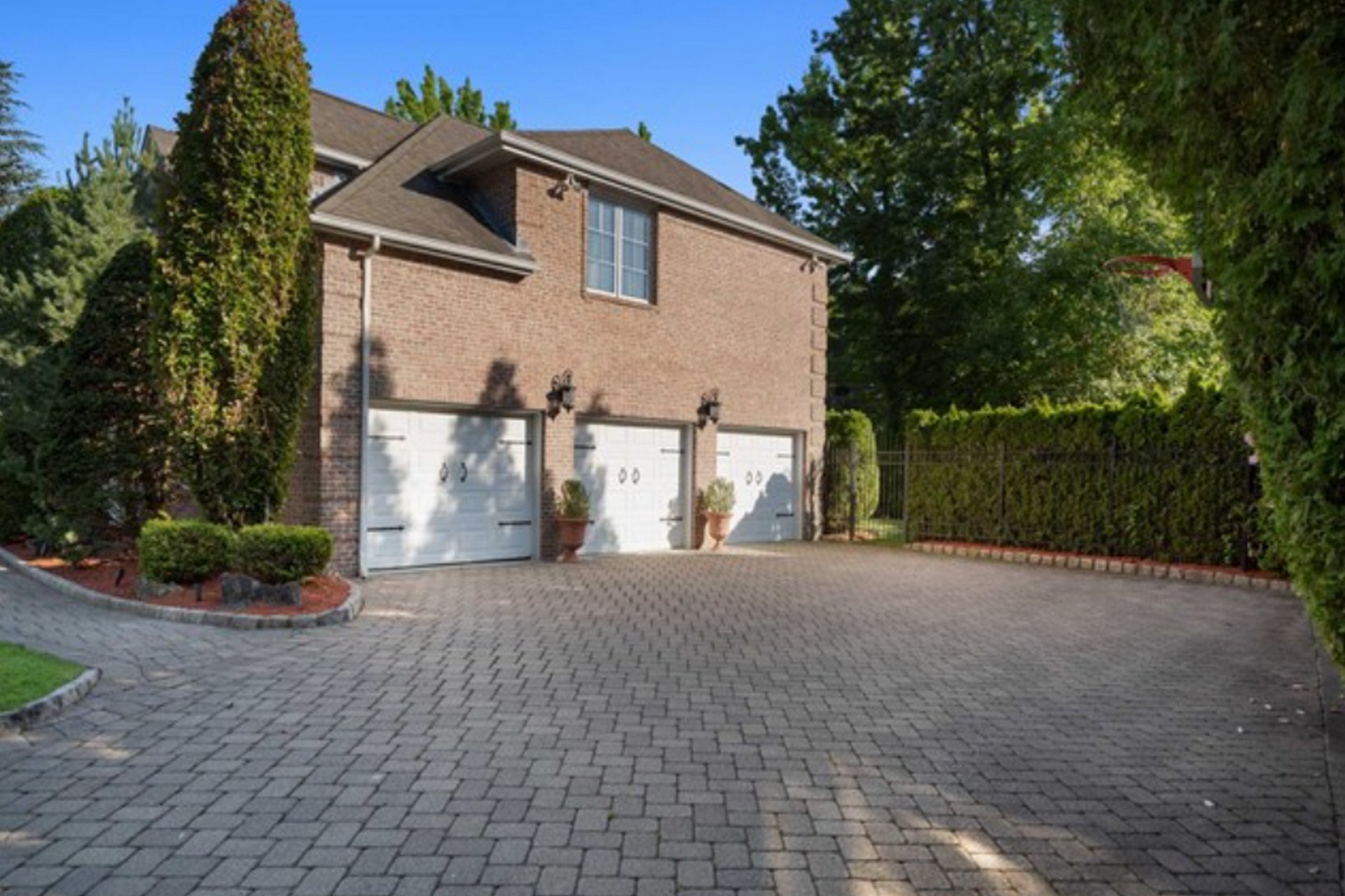 30 Egan Place 