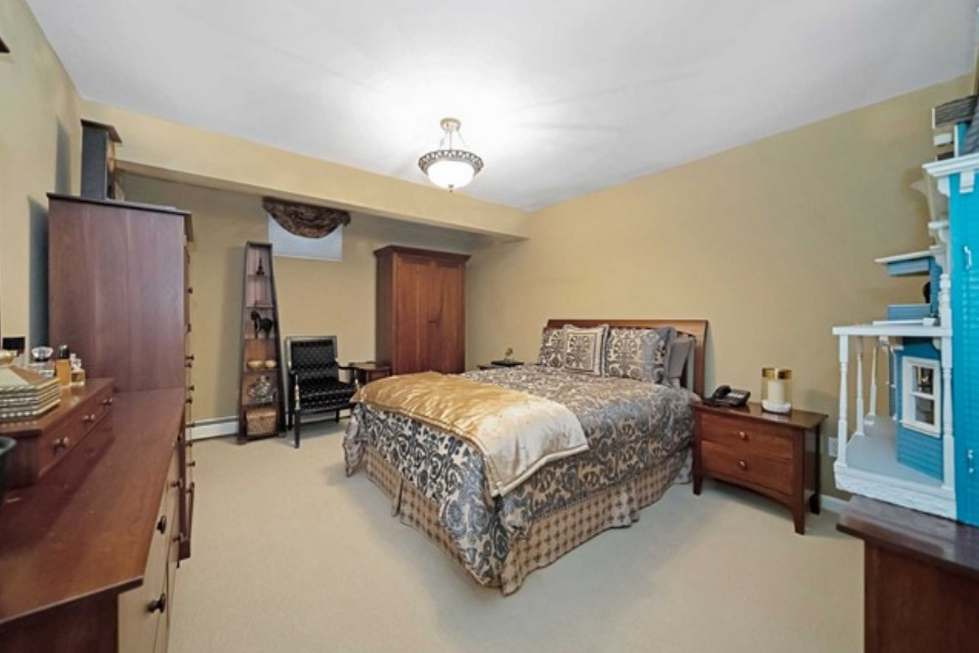 30 Egan Place 