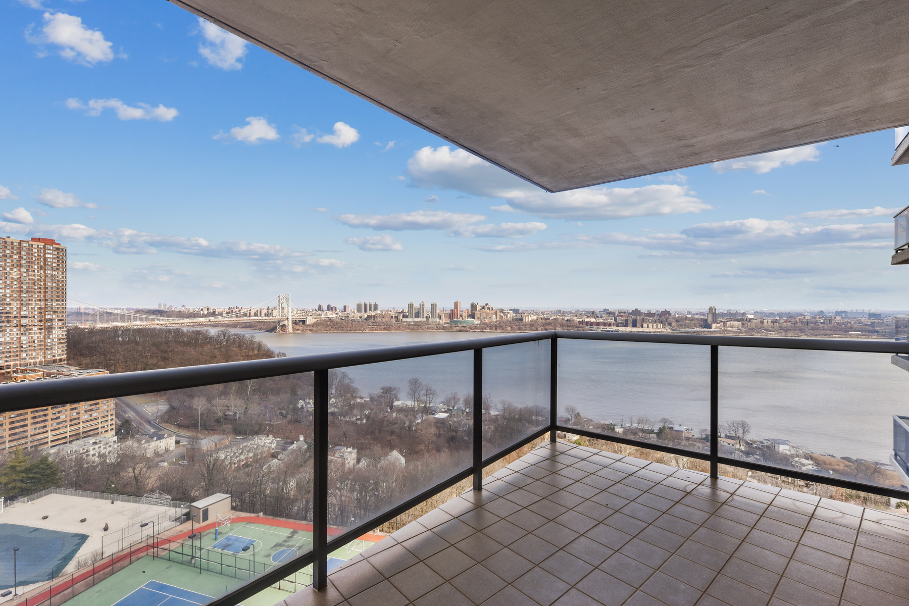 1512 Palisade Avenue, #15F 