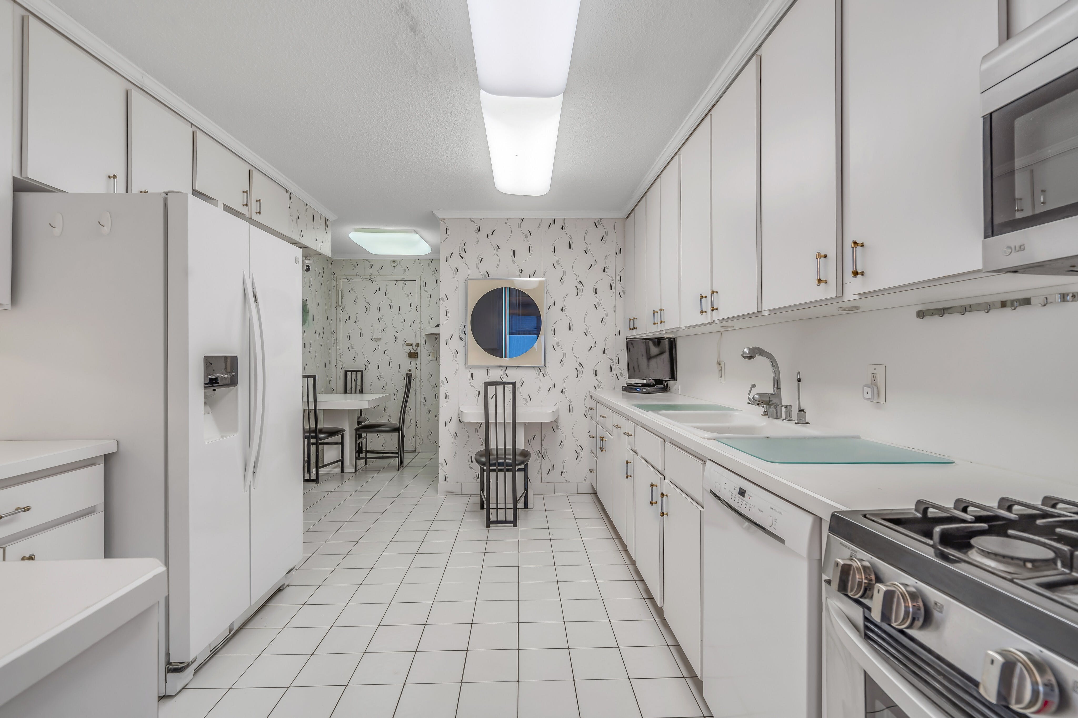 1600 Parker Avenue, #30/31E