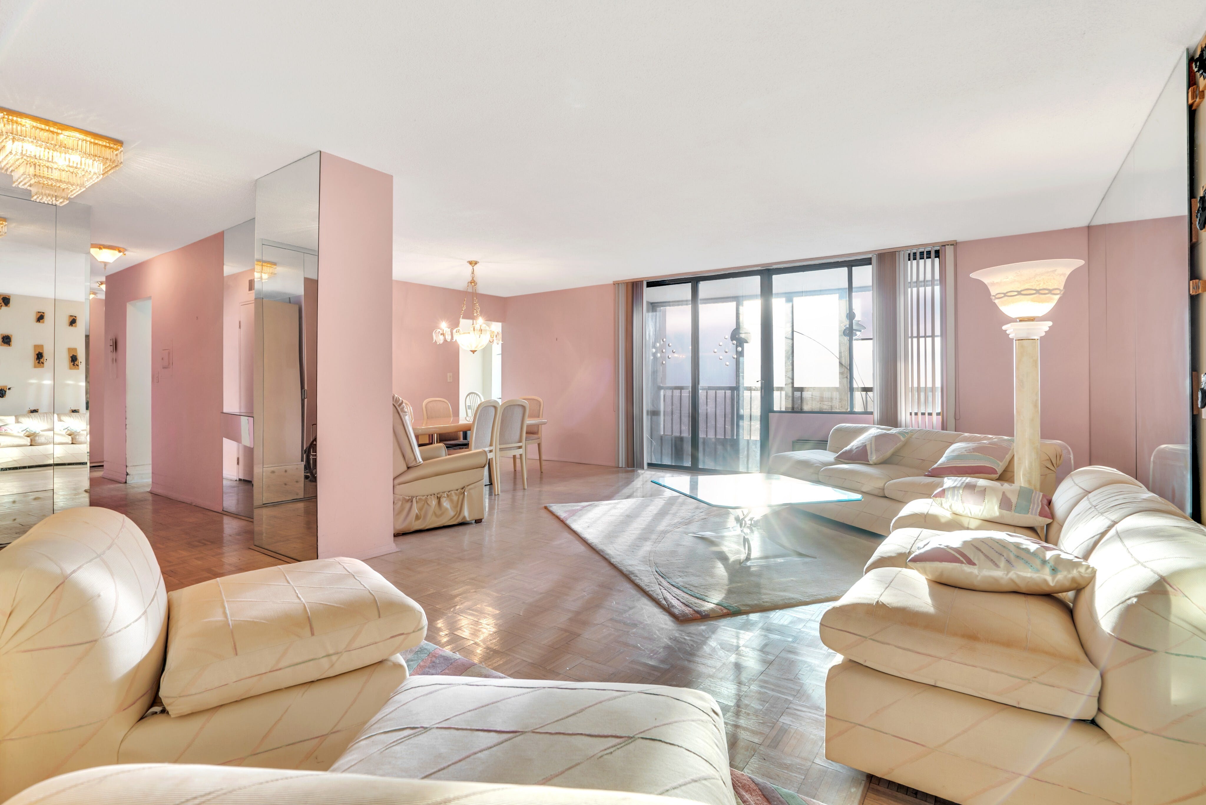 300 Winston Drive, #2018