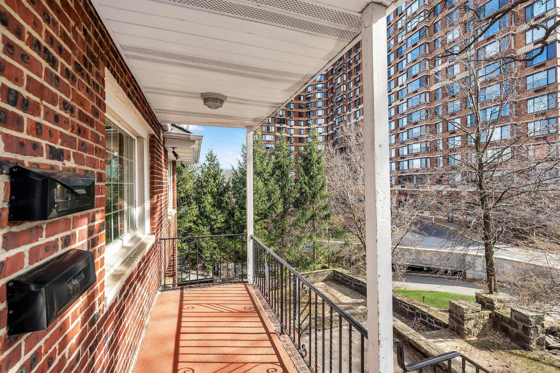 135 Old Palisade Rd 