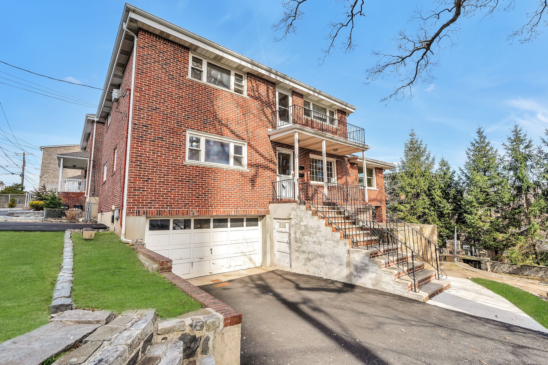 135 Old Palisade Rd 